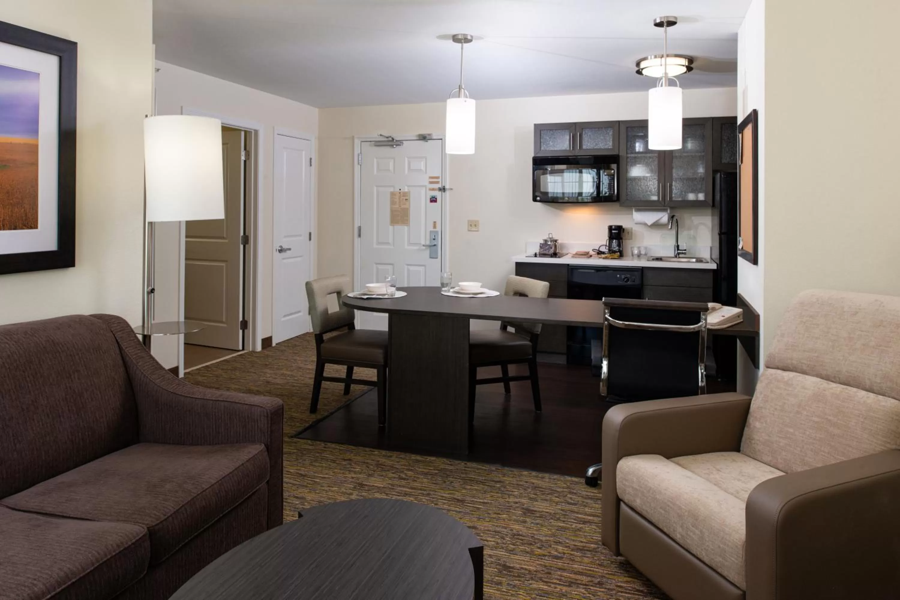 One-Bedroom Suite with Tub - Mobility Accessible in Candlewood Suites Olathe by IHG