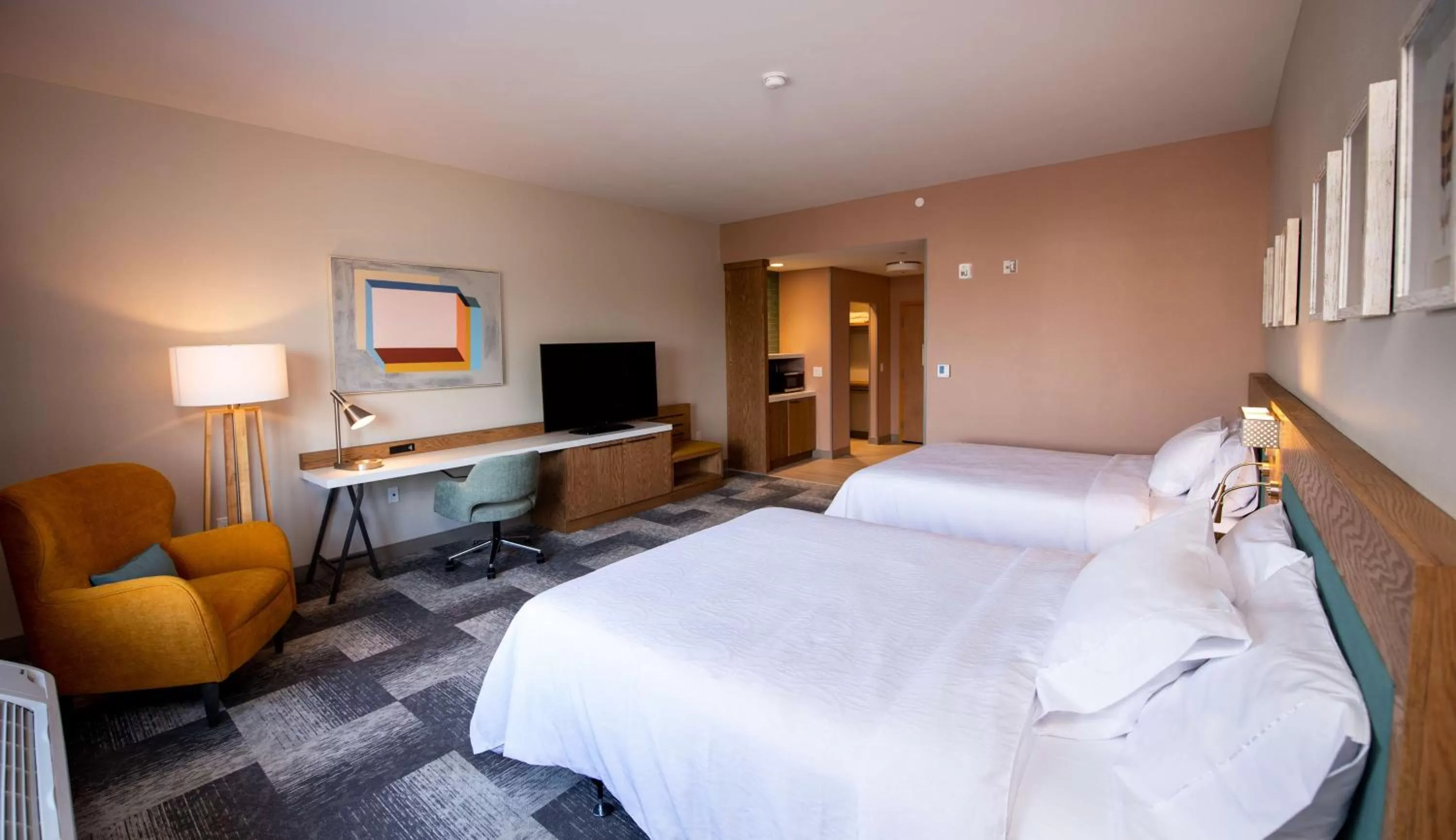 Queen Room with Two Queen Beds and Roll-In Shower - Mobility Access in Hilton Garden Inn Moncton Downtown, Nb