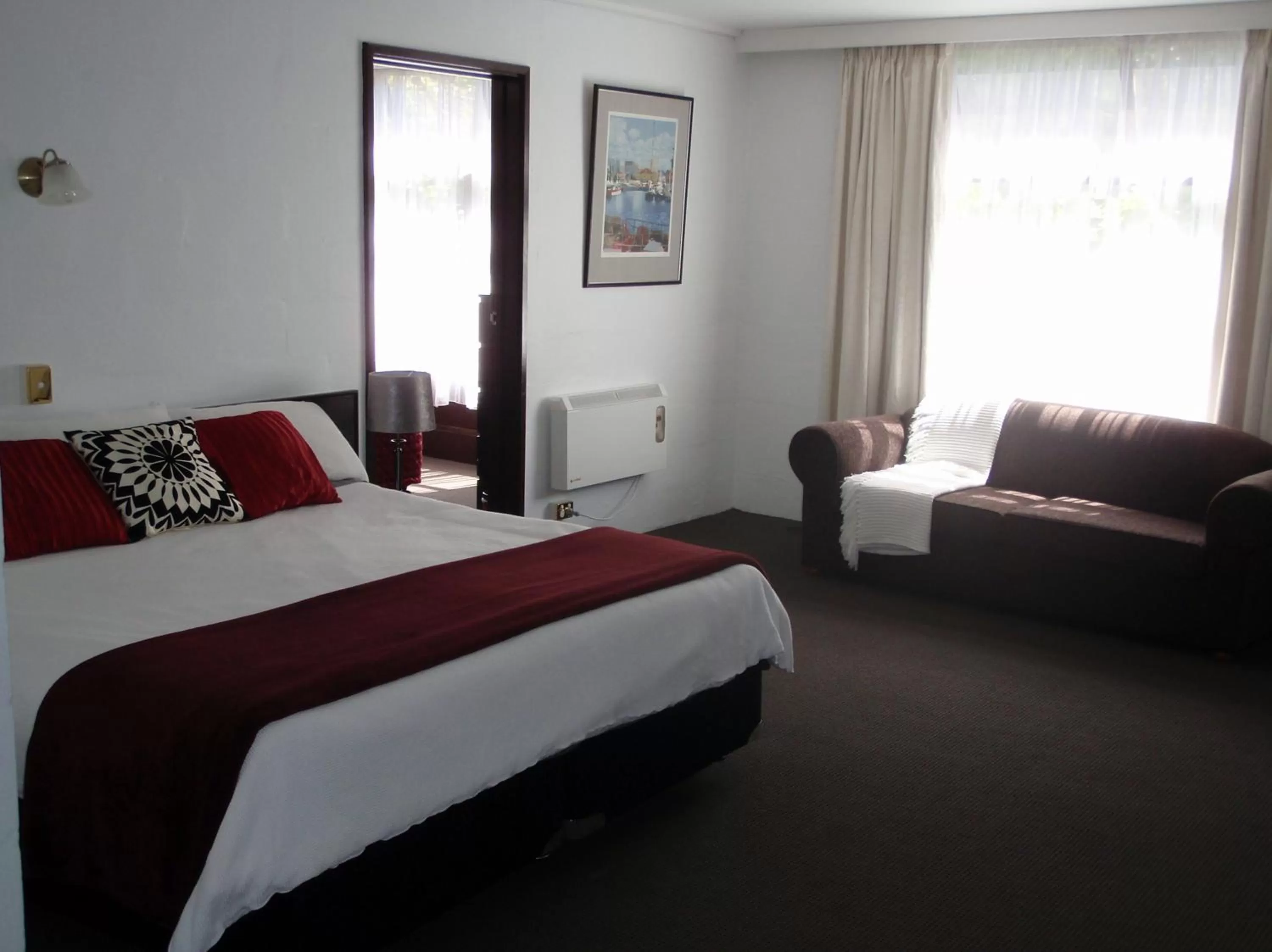 Two Bedroom Suite – Top Floor in West Coaster Motel