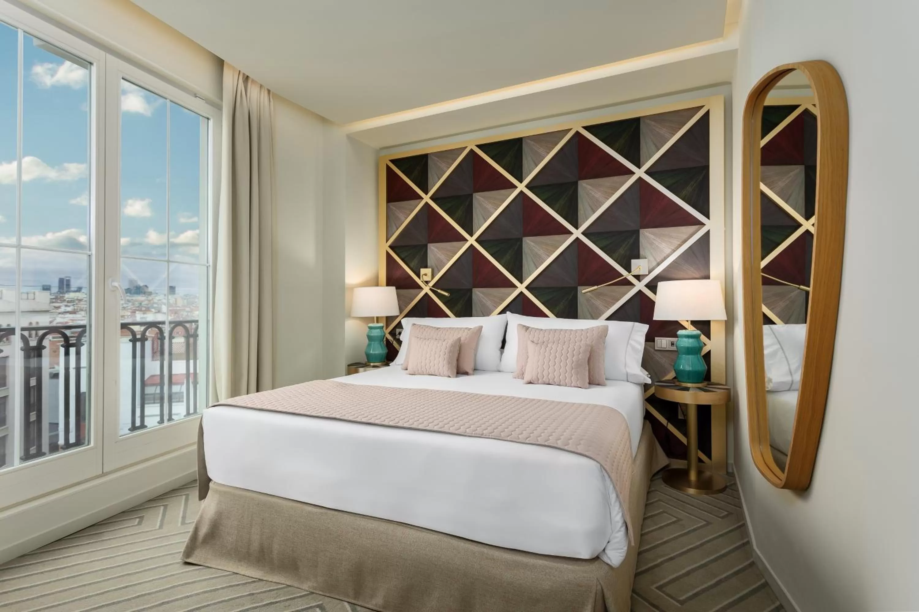 Superior Double Room with Gran Via view in Room Mate Macarena, Madrid Gran Vía