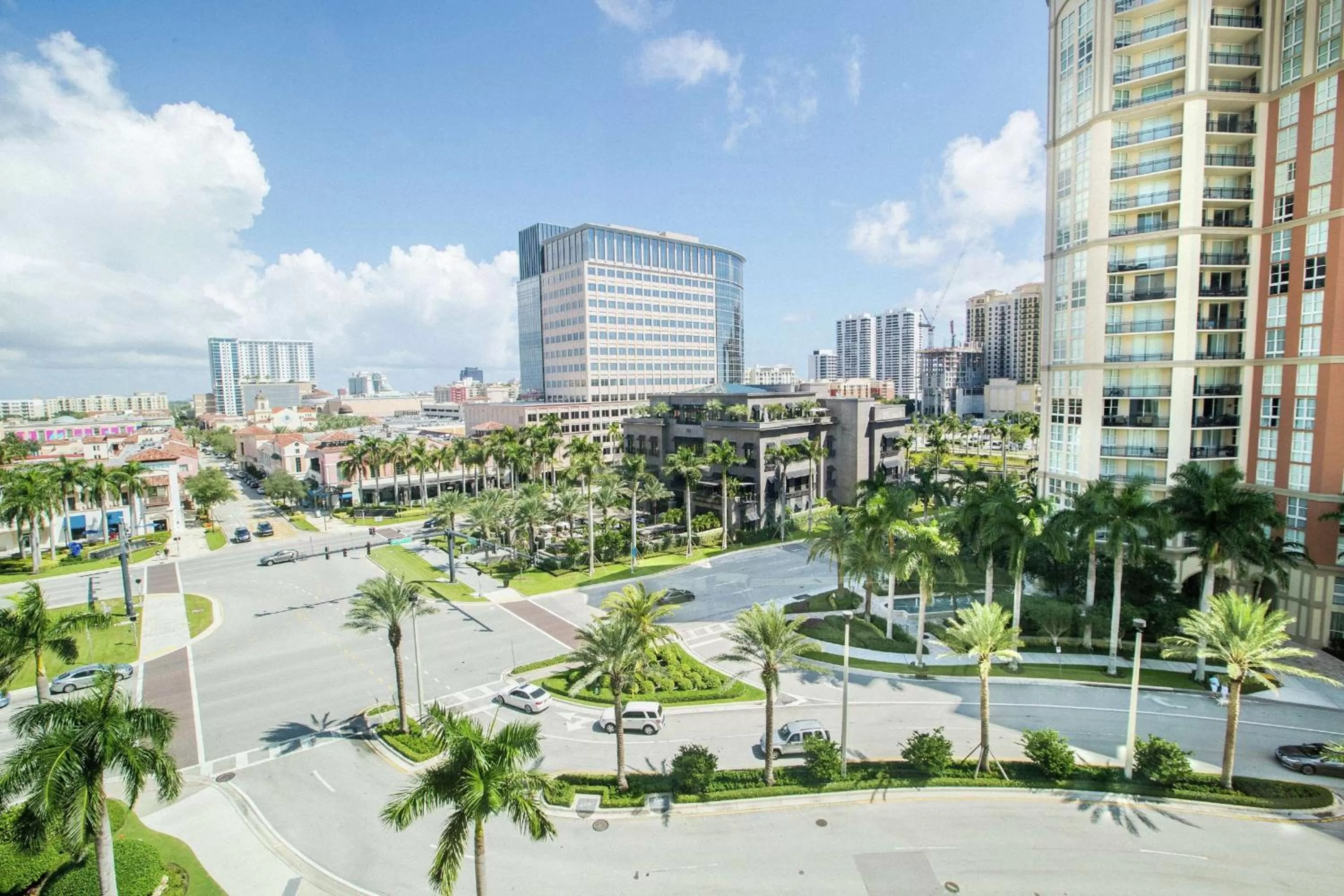 Queen Room with Two Queen Beds with City View  in Hilton West Palm Beach