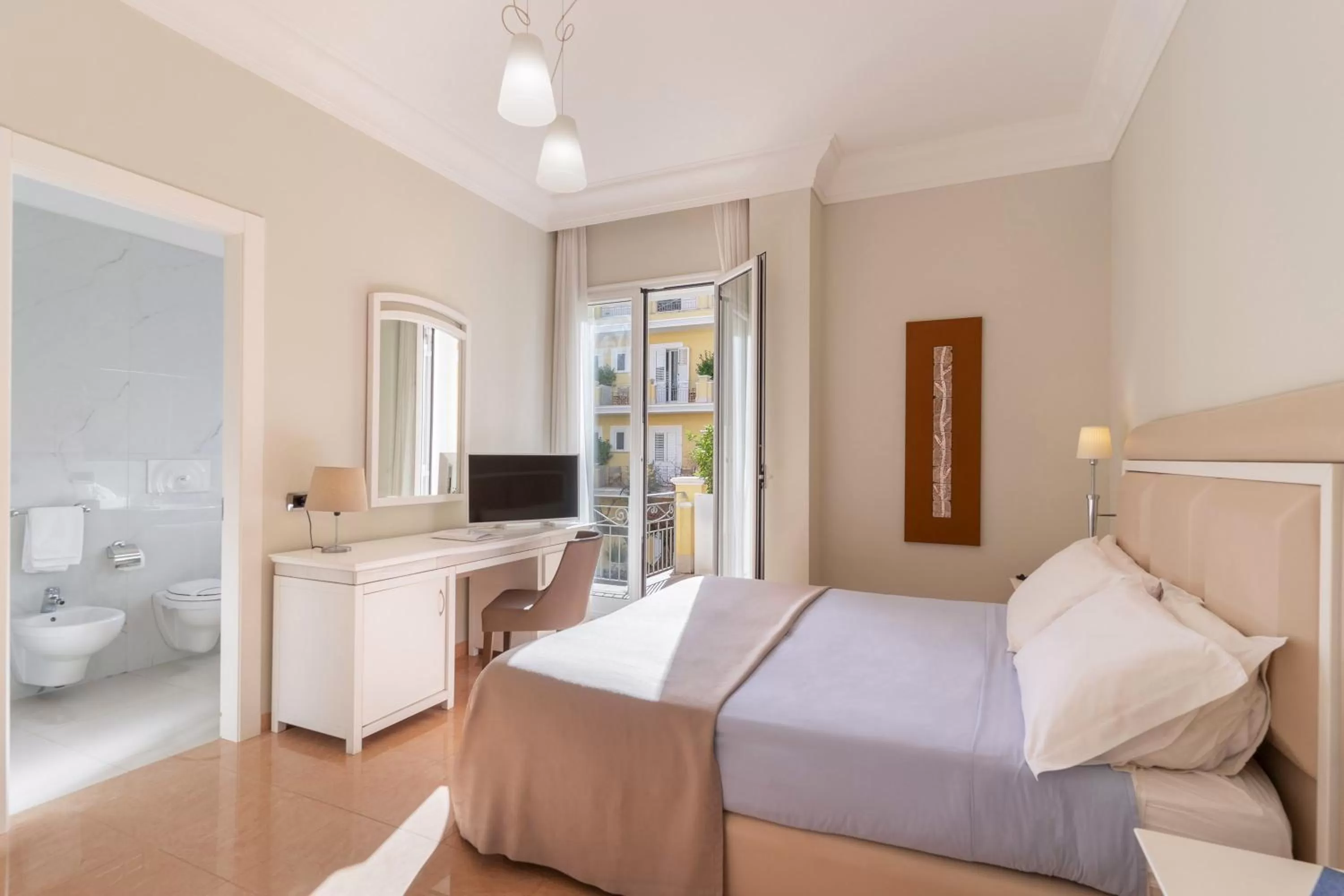 Single Room in Victoria Palace Hotel & Zen Wellness