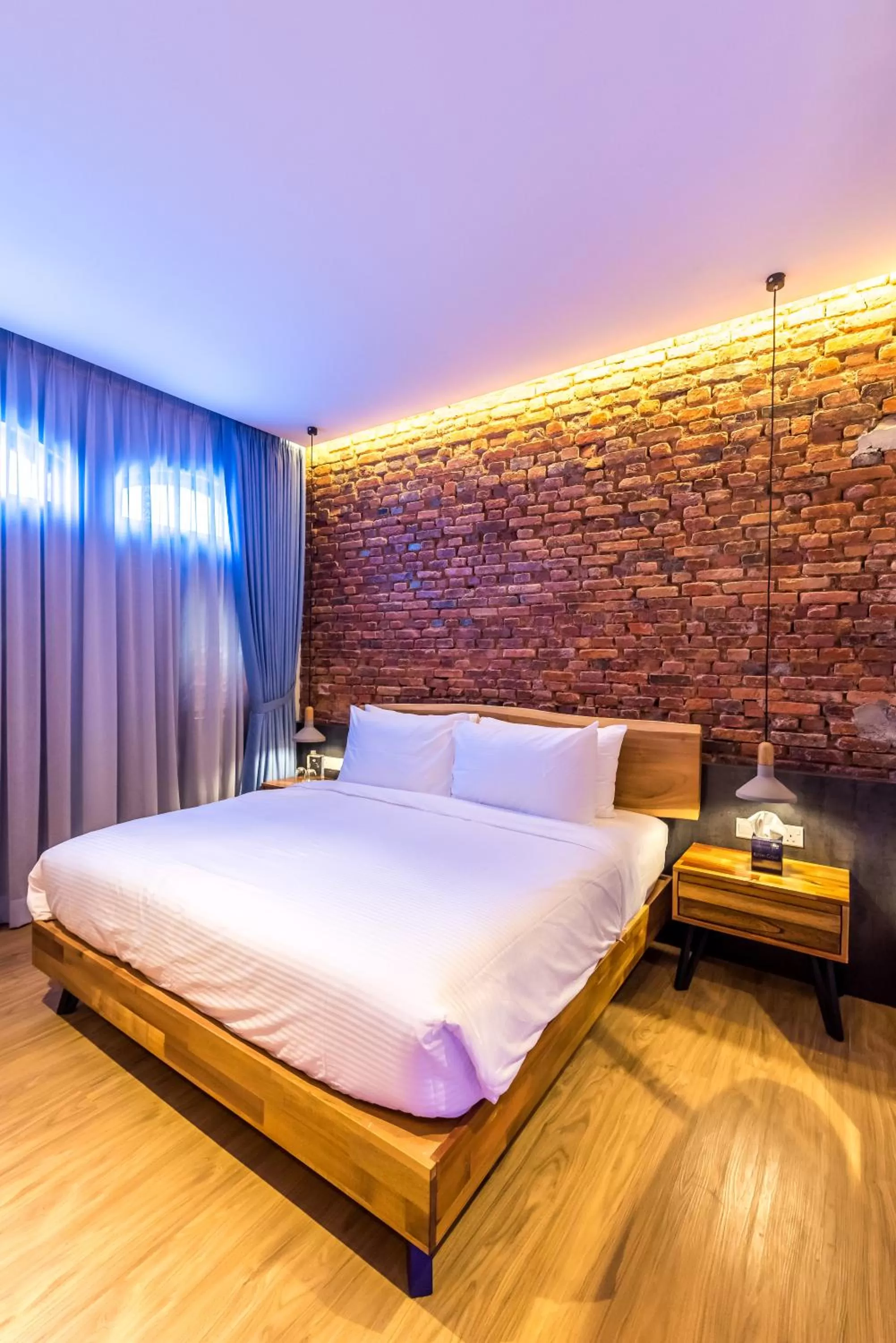 Irving King in Tien Terrace Macalister