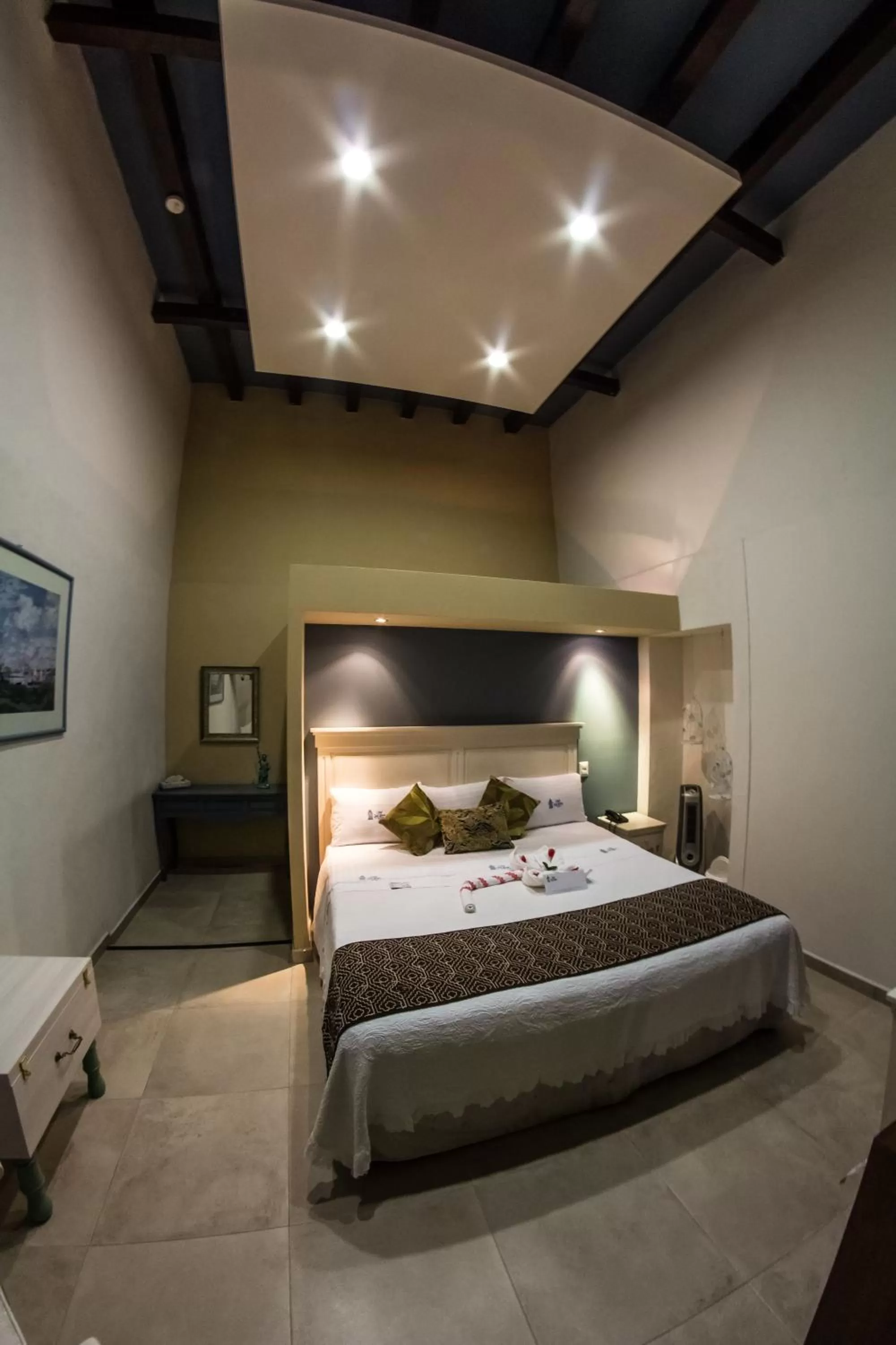 Deluxe King Room - single occupancy in Casa Jose Maria