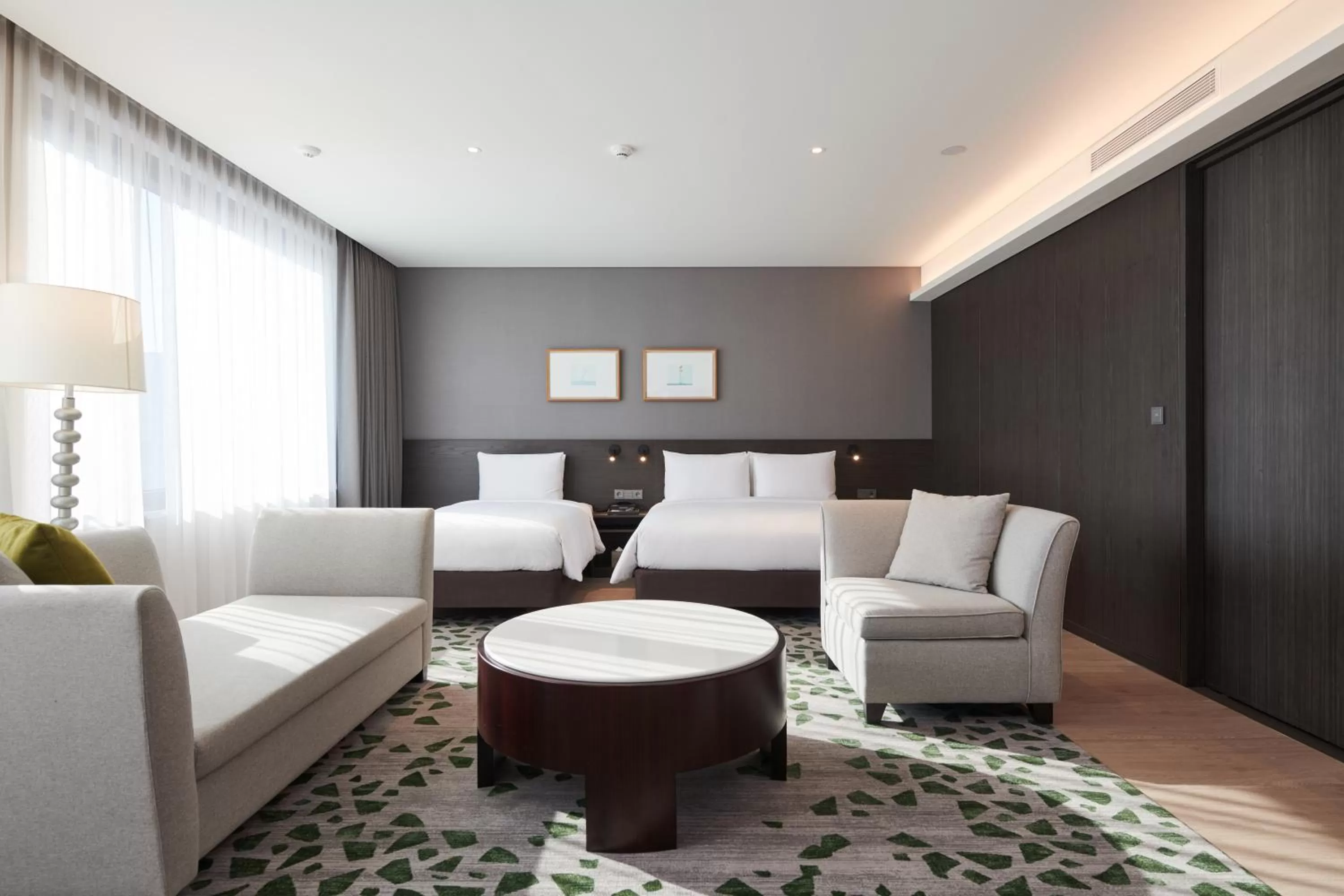 Premier Suite in Nine Tree by Parnas Seoul Pangyo