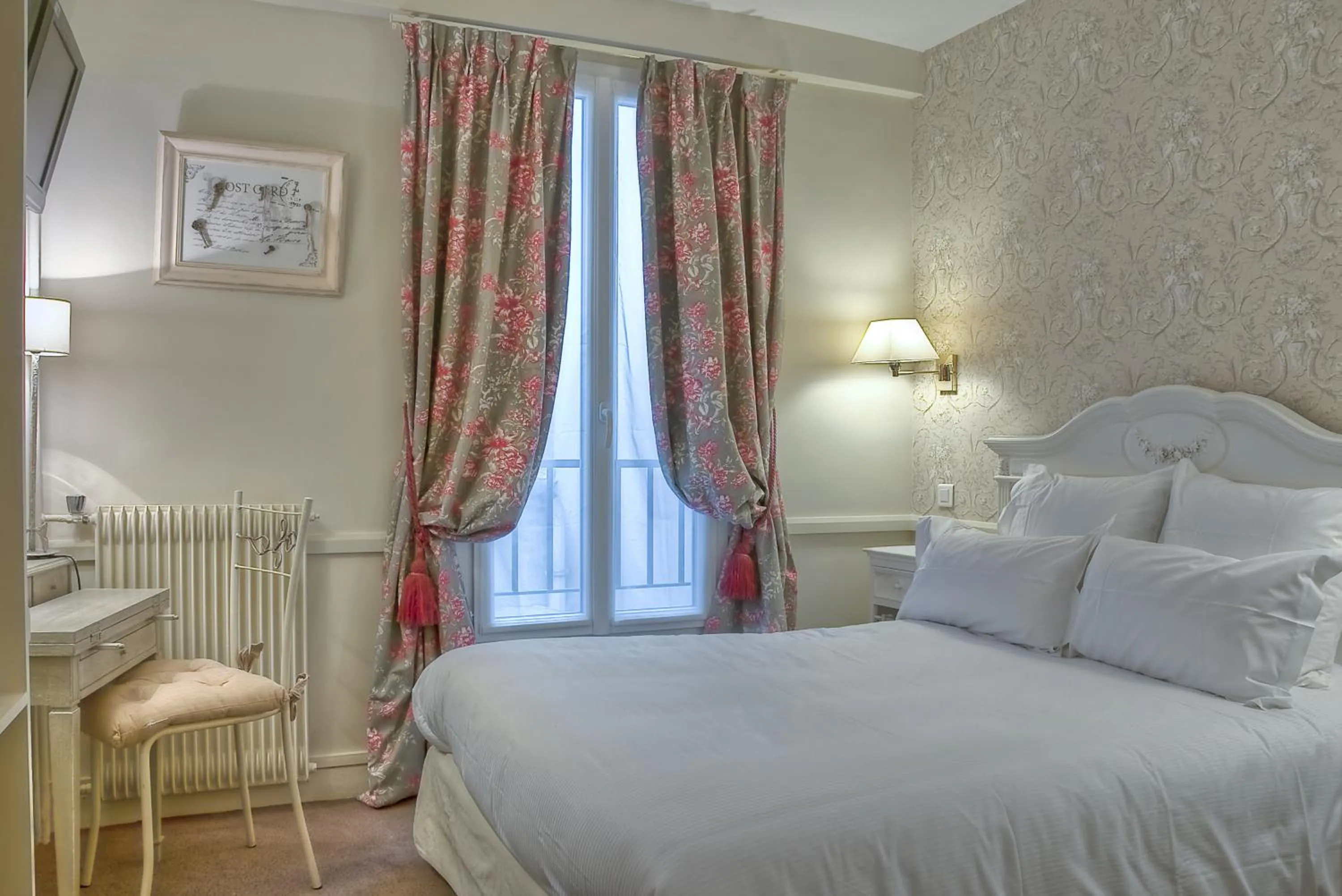 Single Room in Hôtel de la Motte Picquet