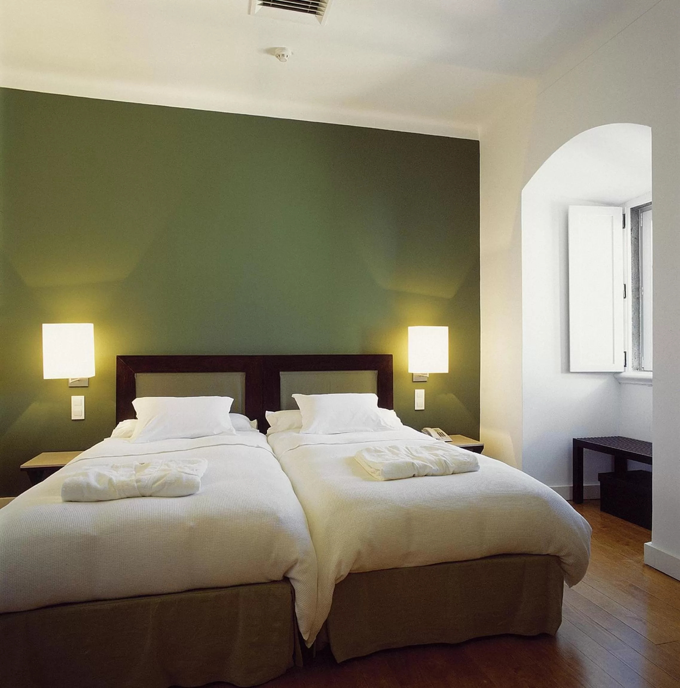 Superior Double or Twin Room - single occupancy in York House Lisboa Hotel