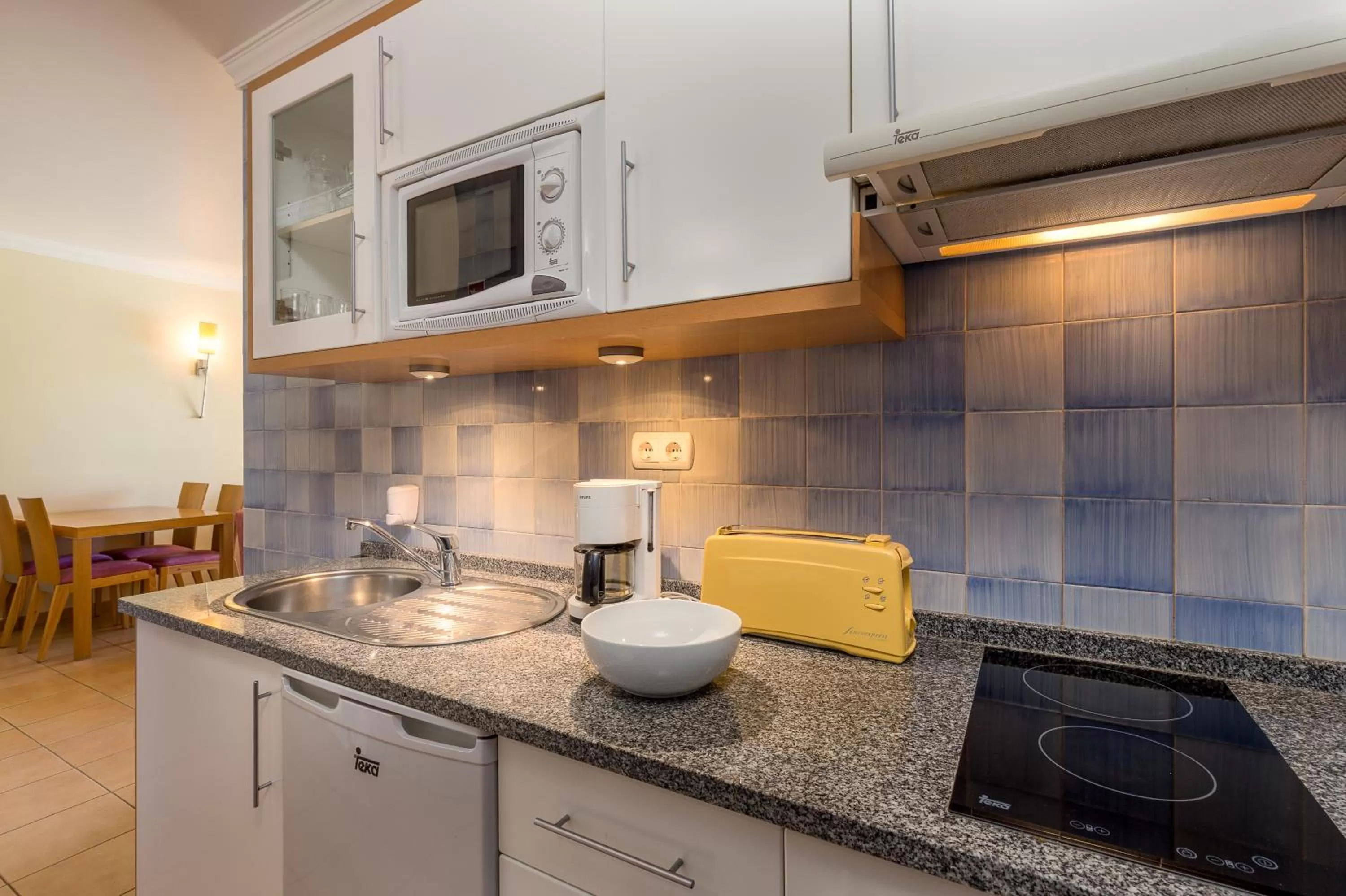 One-Bedroom Apartment with Partial Sea View in Hotel Apartamento Dunamar