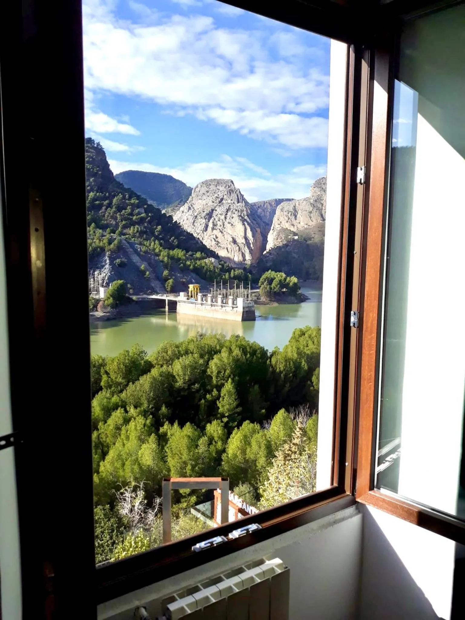 Duplex Room with view to Caminito del Rey in Complejo Turístico La Garganta