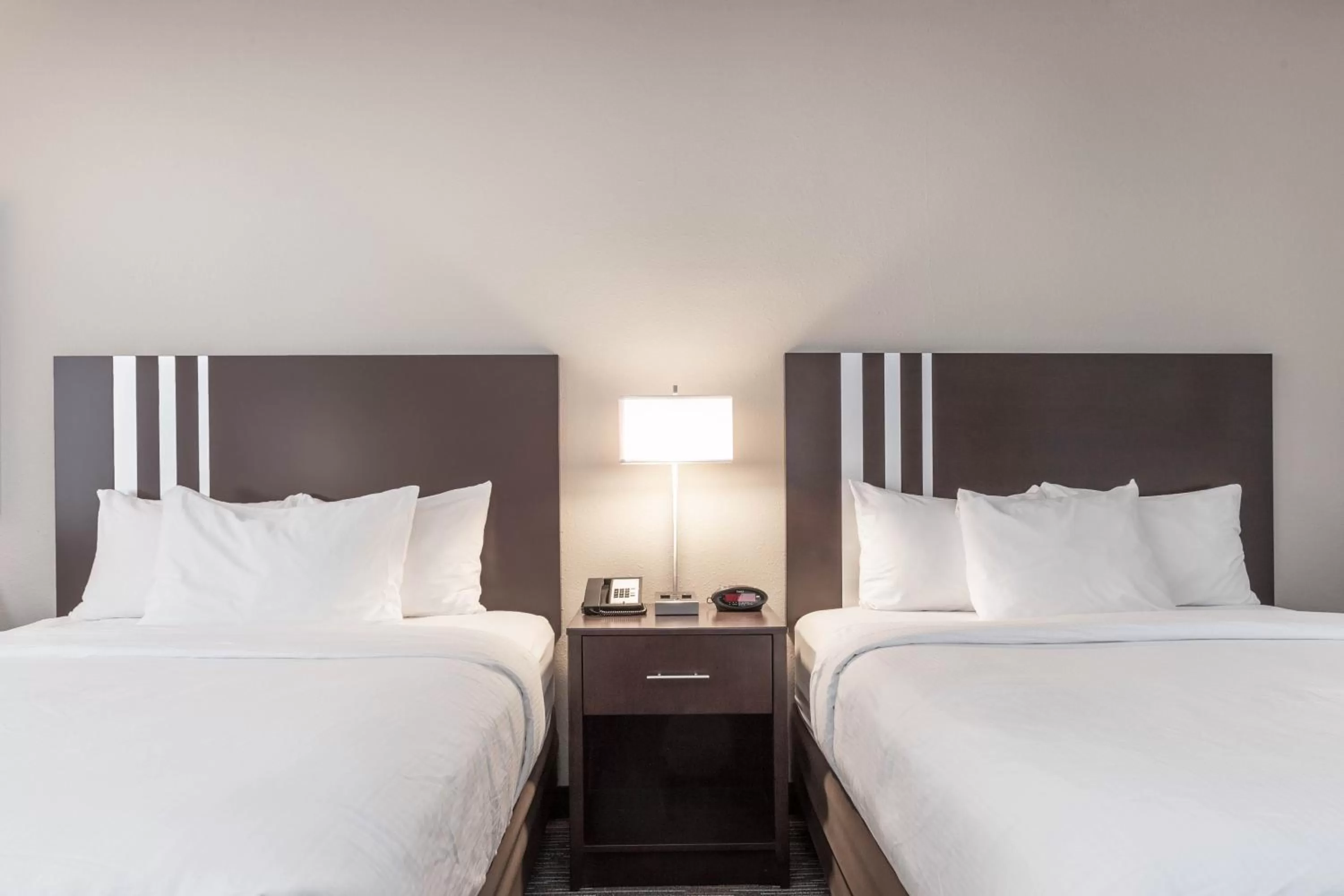 Queen Room with Two Queen Beds - Non-Smoking in Wingate by Wyndham Gurnee