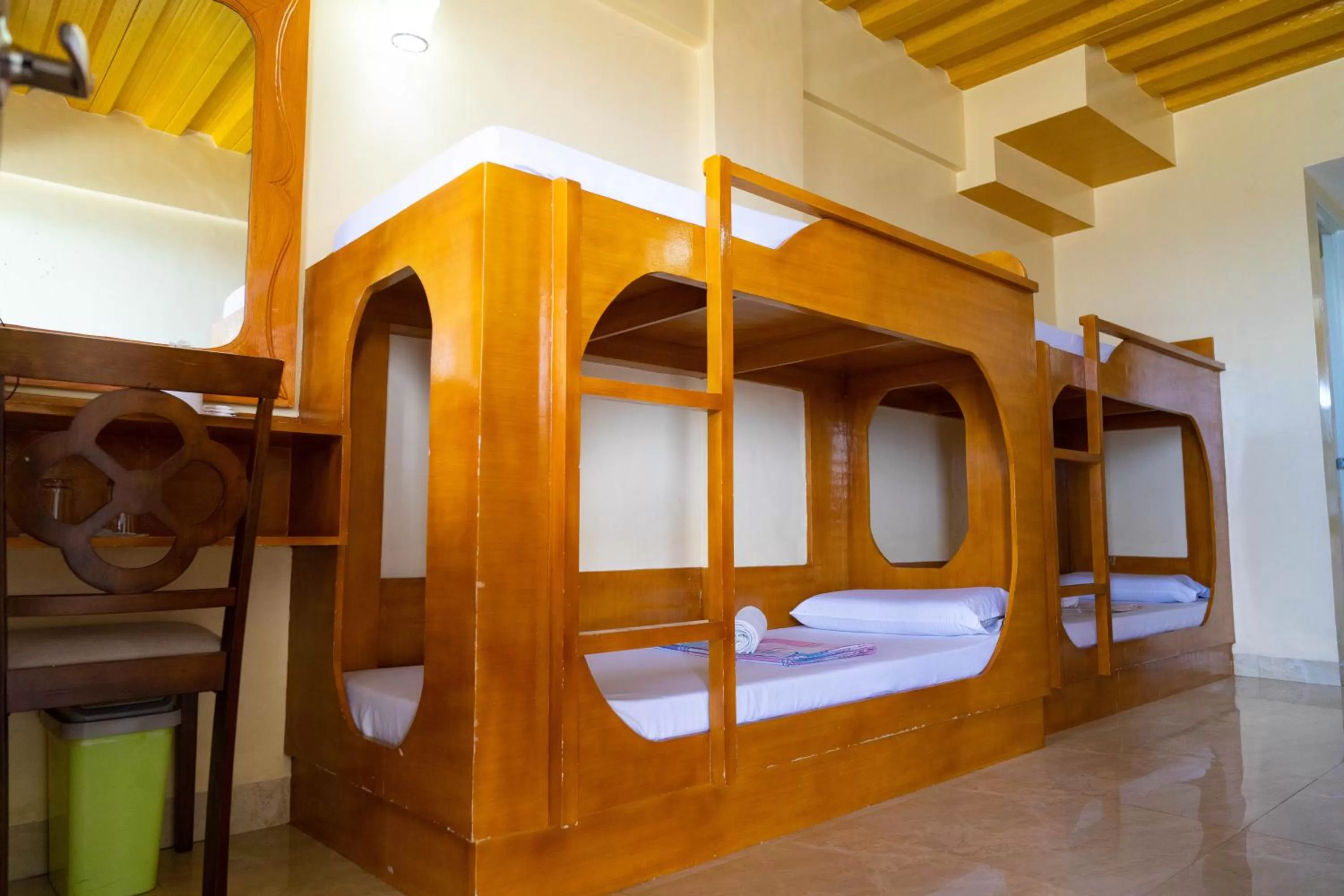 8-Bed Mixed Dormitory Room in Ging-Ging Hotel And Resort