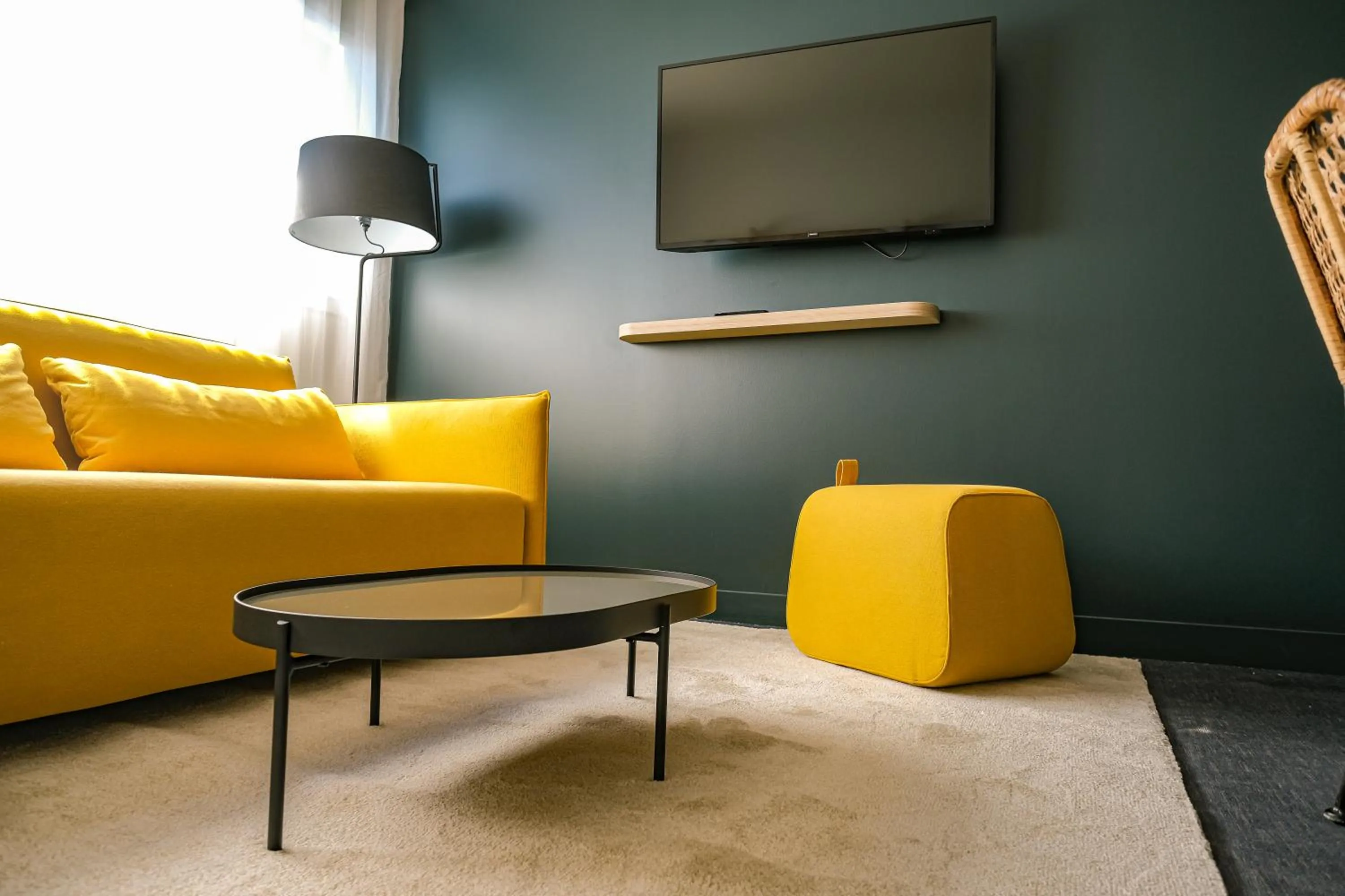 Apartment with Lake View in Live Hotels Bordeaux Lac