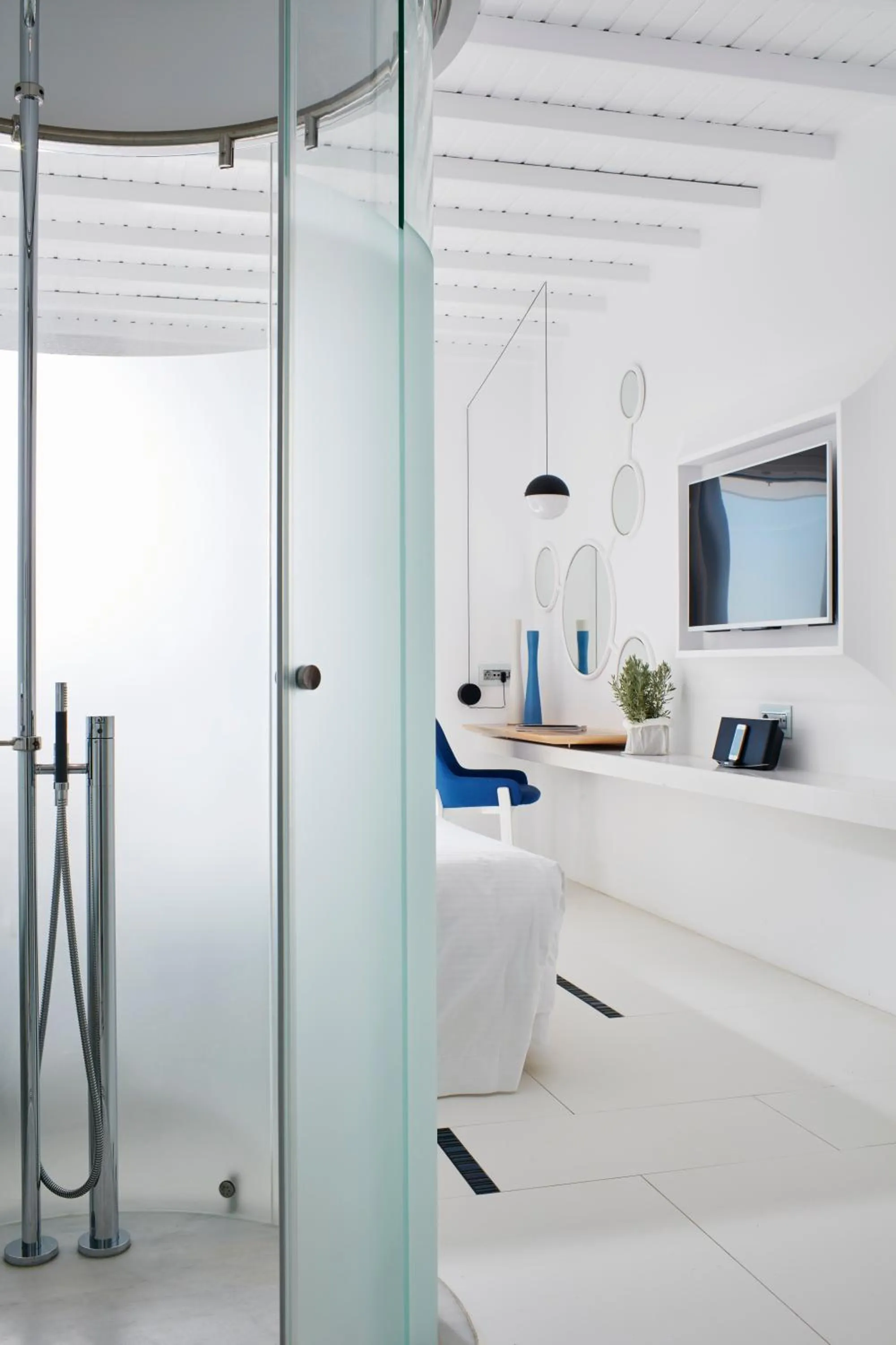 True Blue Double Room with Panoramic Sea View in Myconian Ambassador Relais & Chateaux