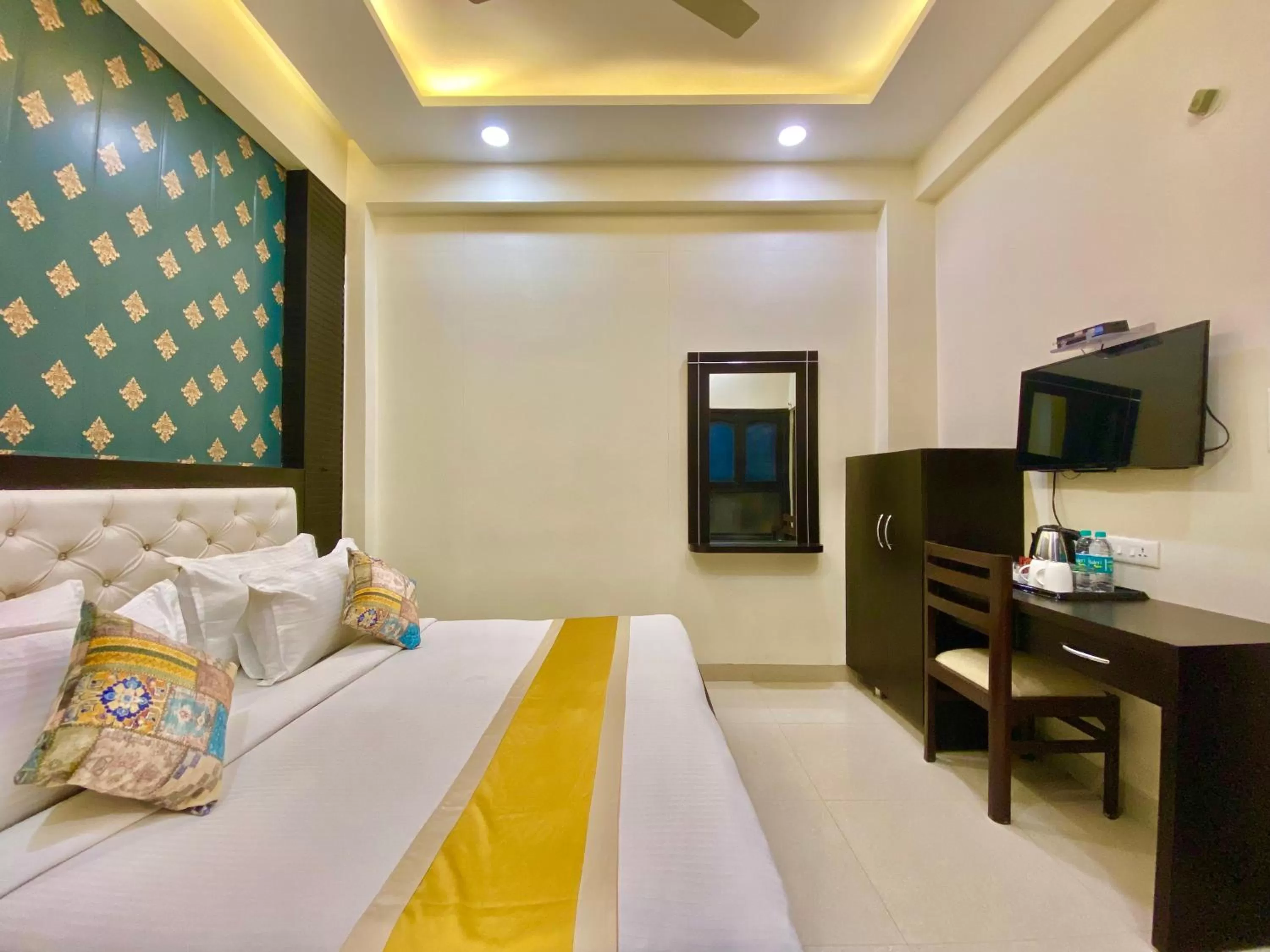 Queen Room in Green View by Green Tree Hotels