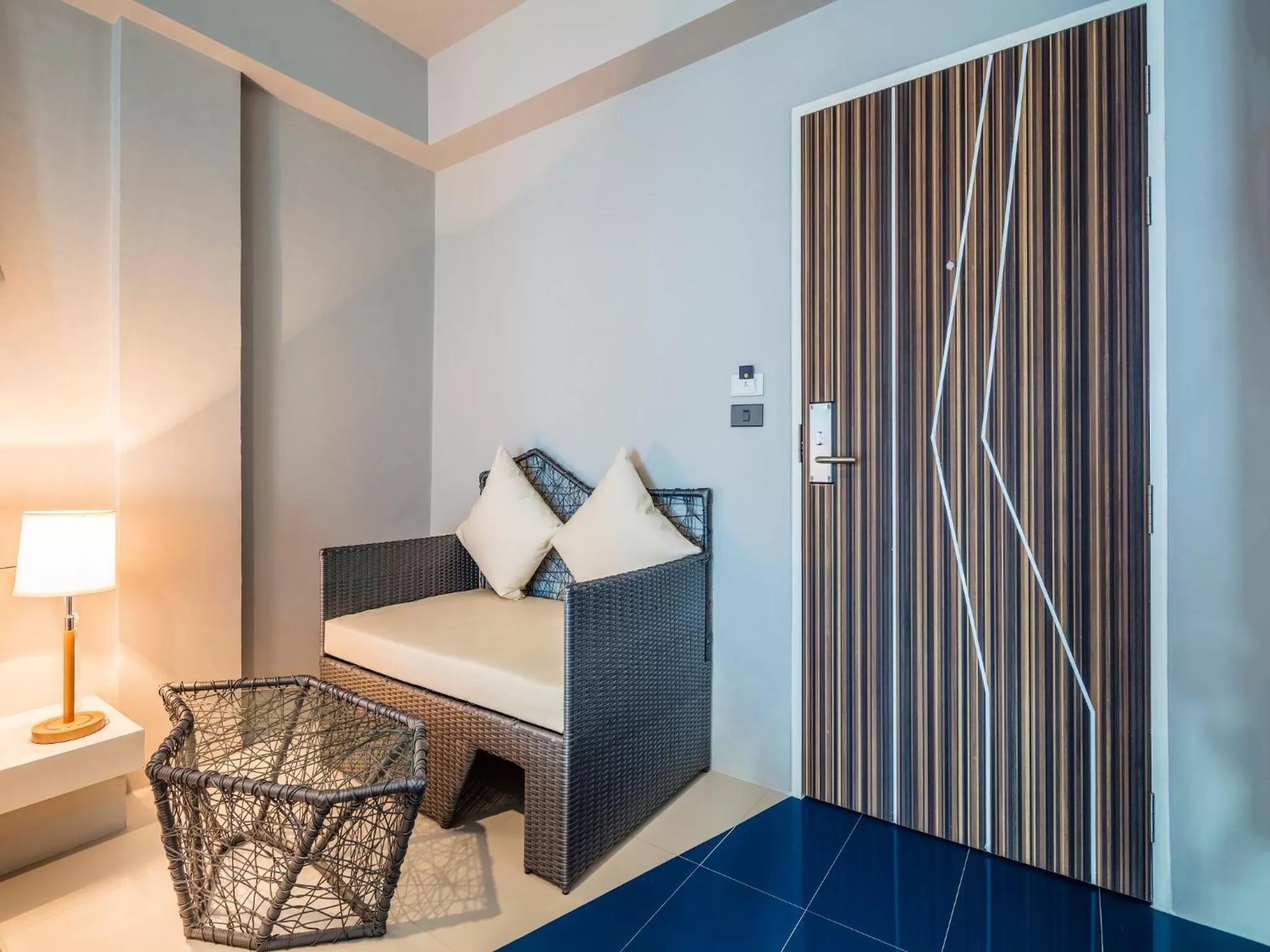 Standard Twin Room in Atelier Suites