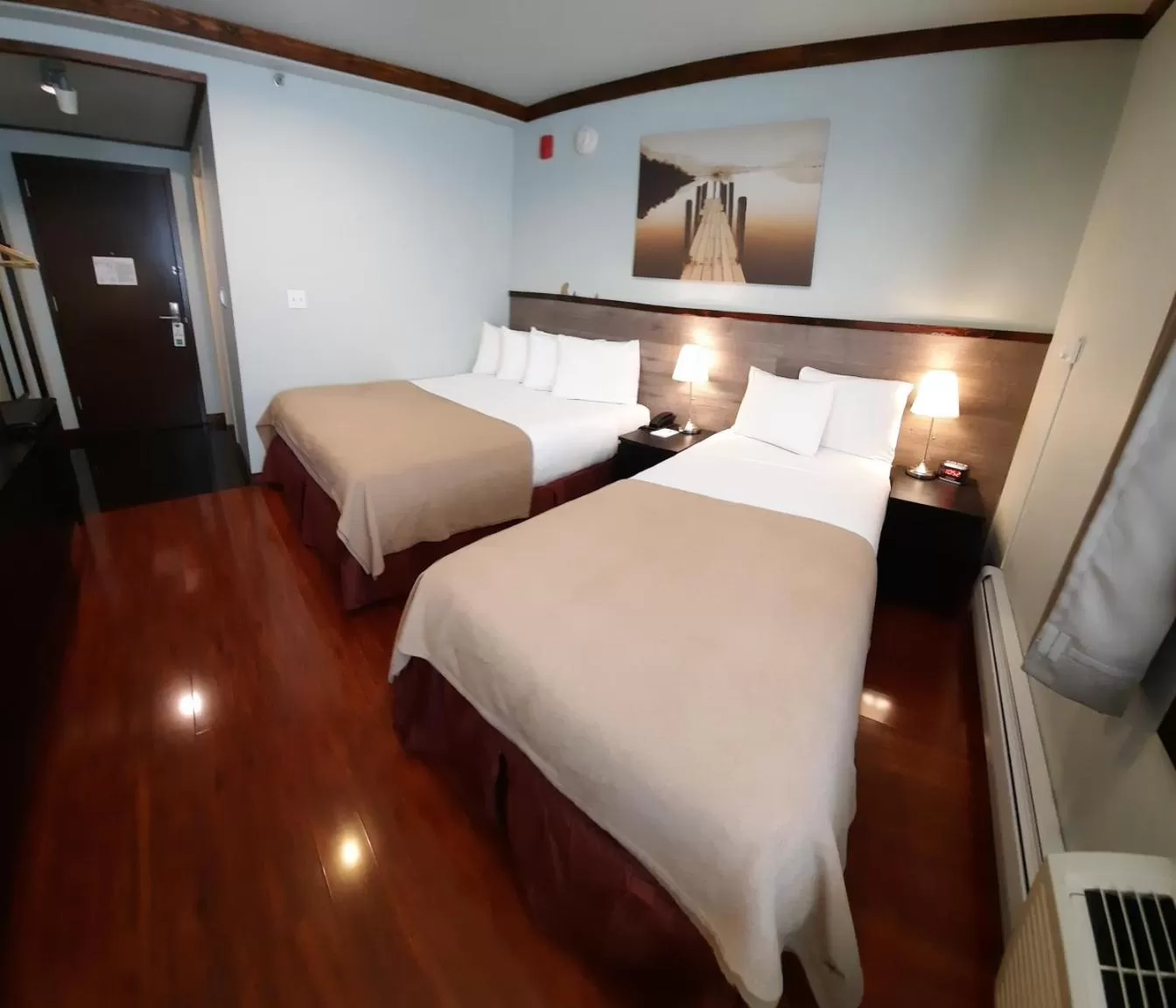 Deluxe Family Suite in LIC Hotel