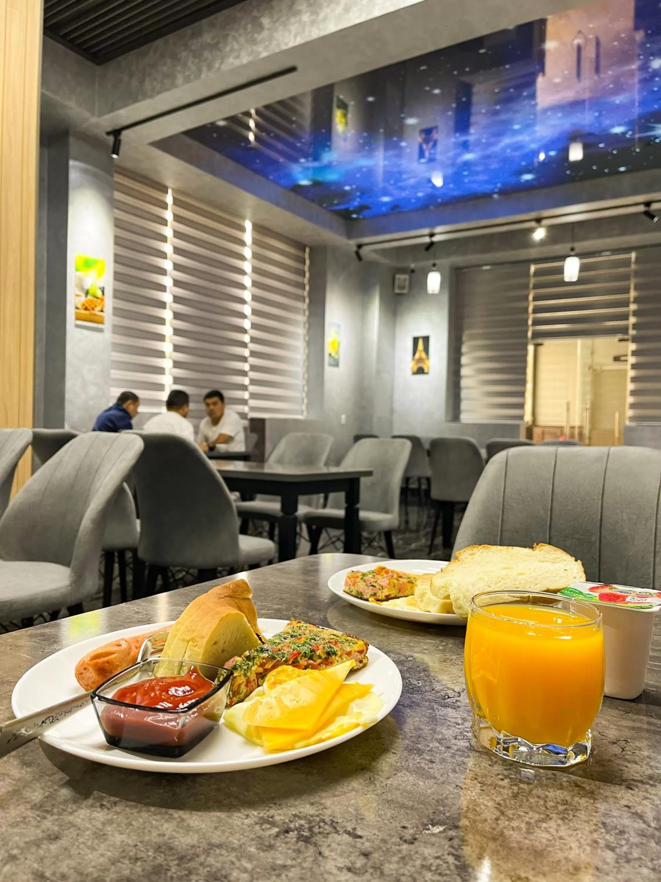 Deluxe Family Room in Medina Hotel Samarkand