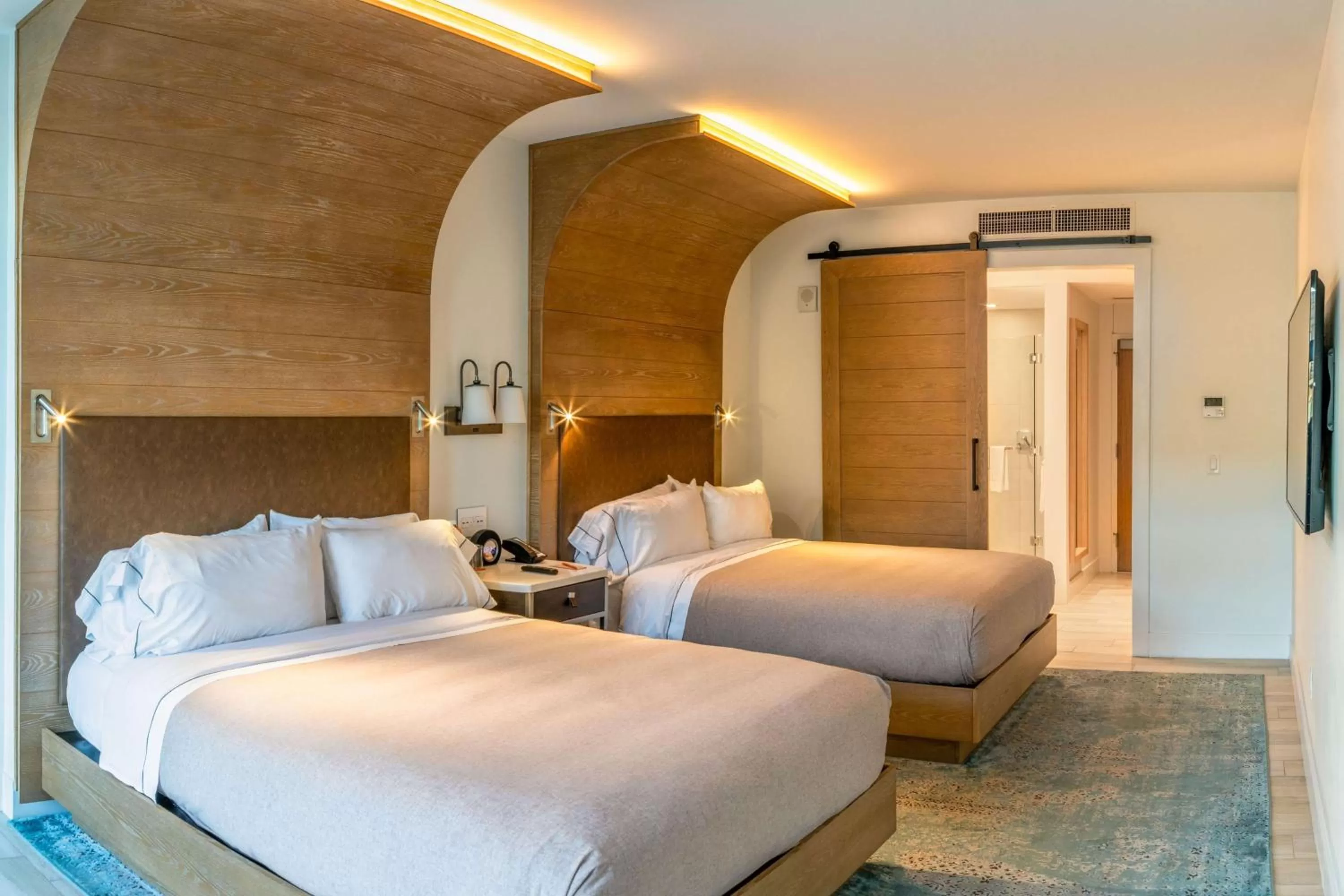 Queen Room with Two Queen Beds - Hearing Access in Canopy By Hilton Dallas Uptown