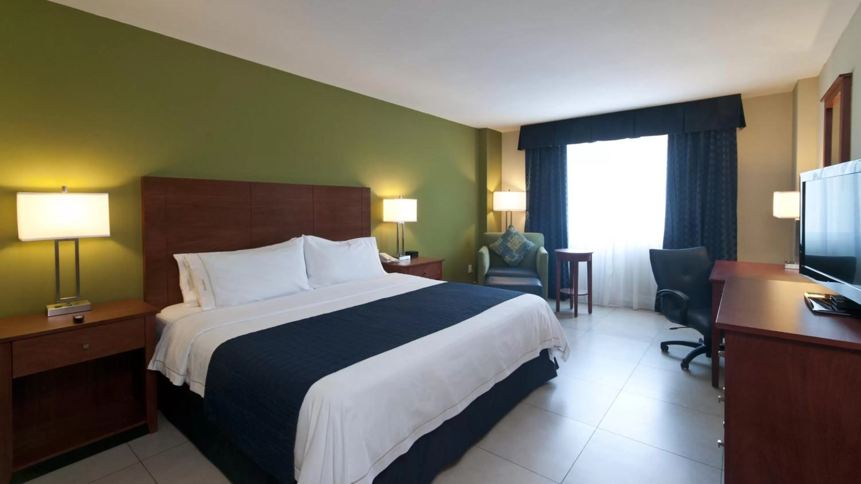 Standard King Room in Holiday Inn Express Veracruz Boca del Rio by IHG