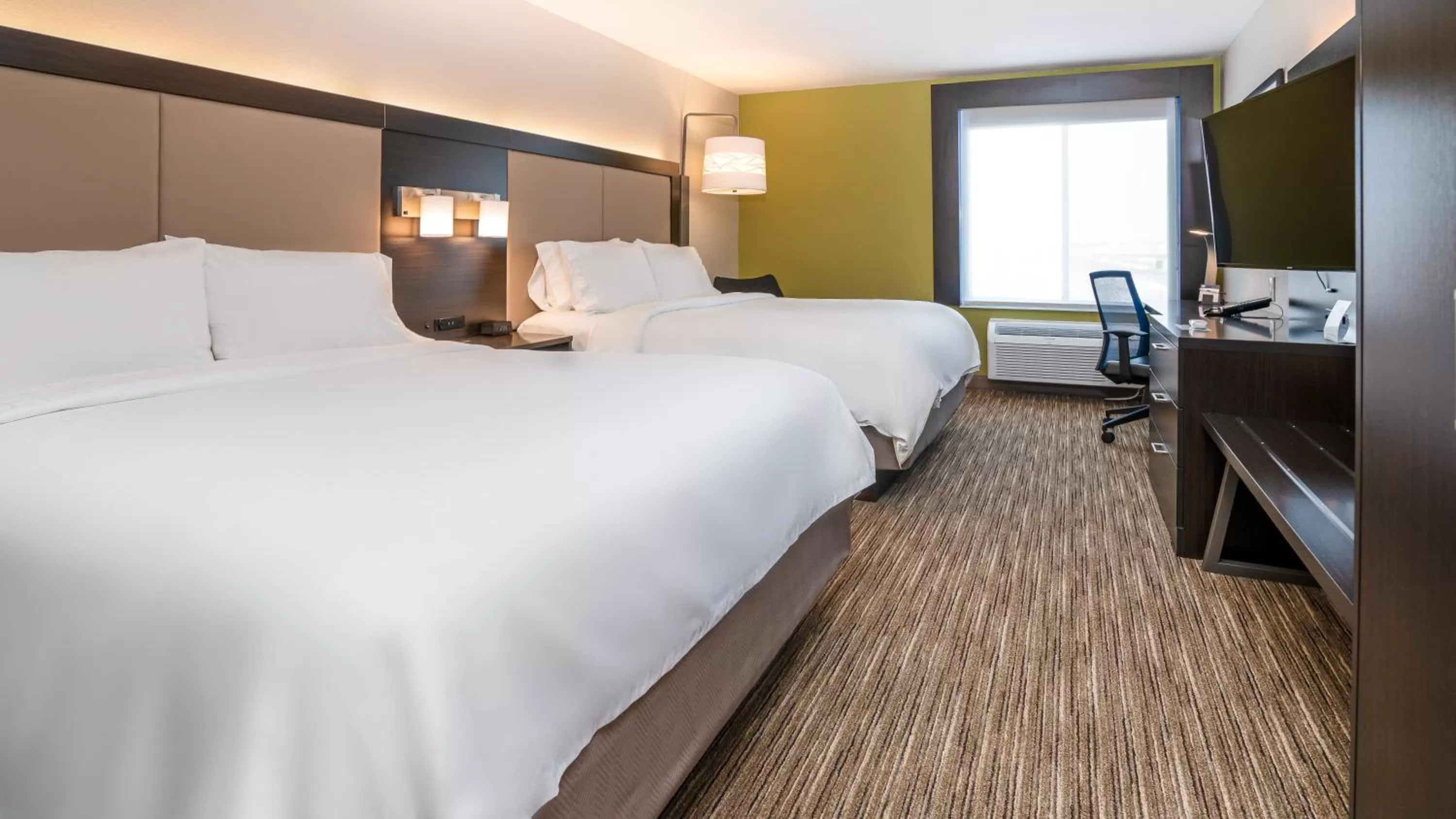 Standard Room with Two Queen Beds in Holiday Inn Express Hotel & Suites Coon Rapids - Blaine Area by IHG