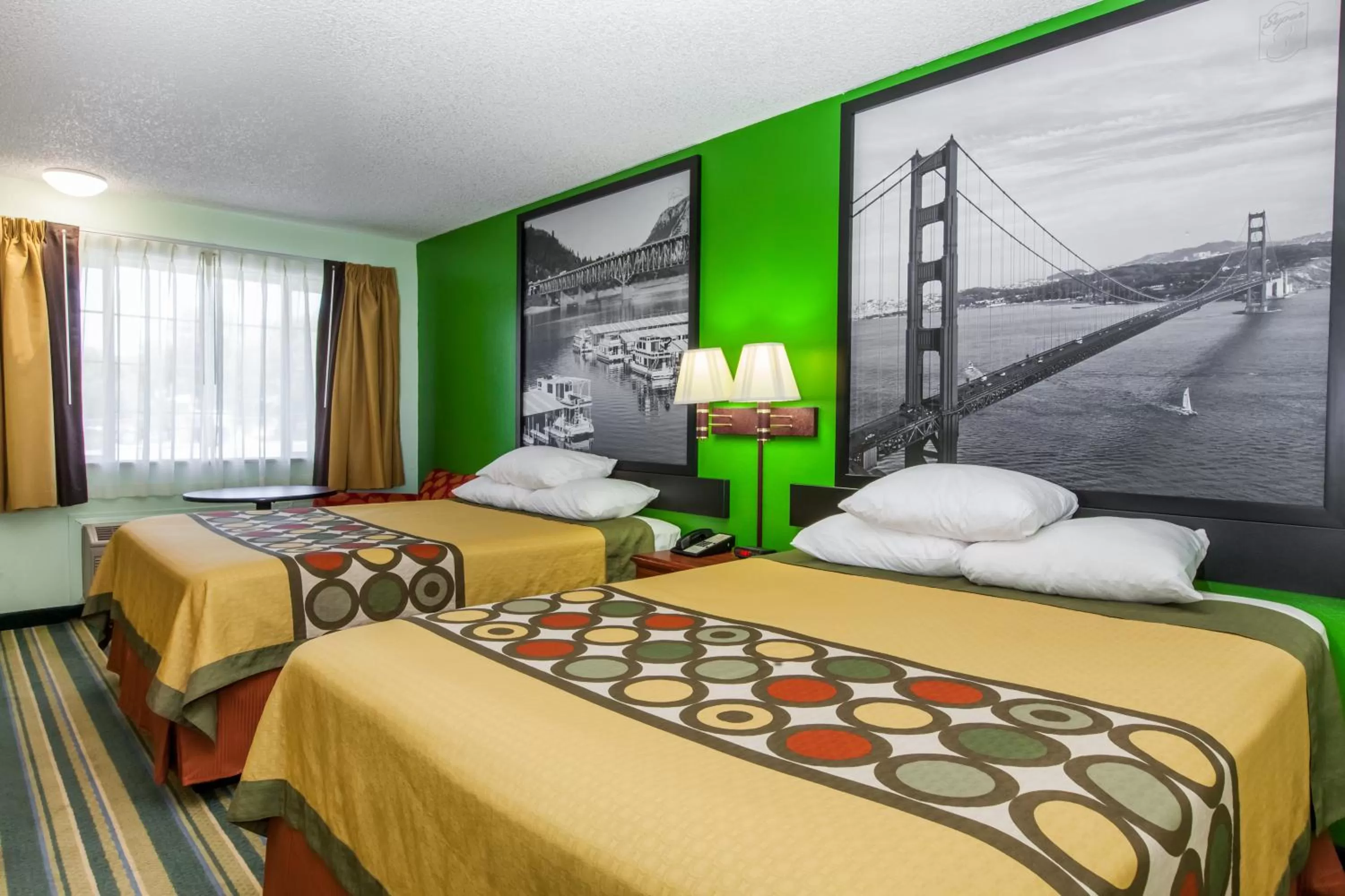 Queen Room with Two Queen Beds - Non-Smoking in Super 8 by Wyndham Yreka