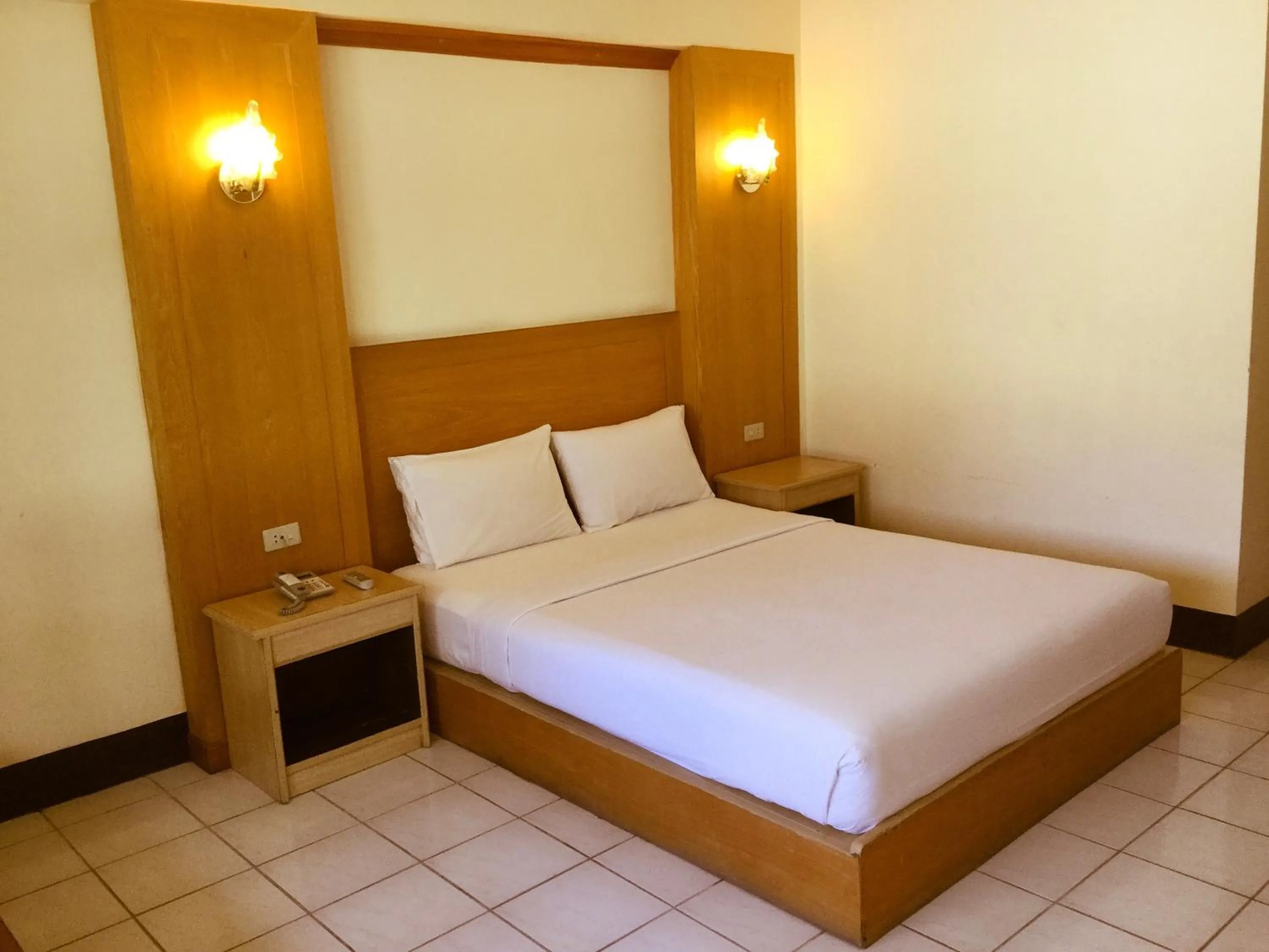 Standard Double Room in Pattaya At Nine