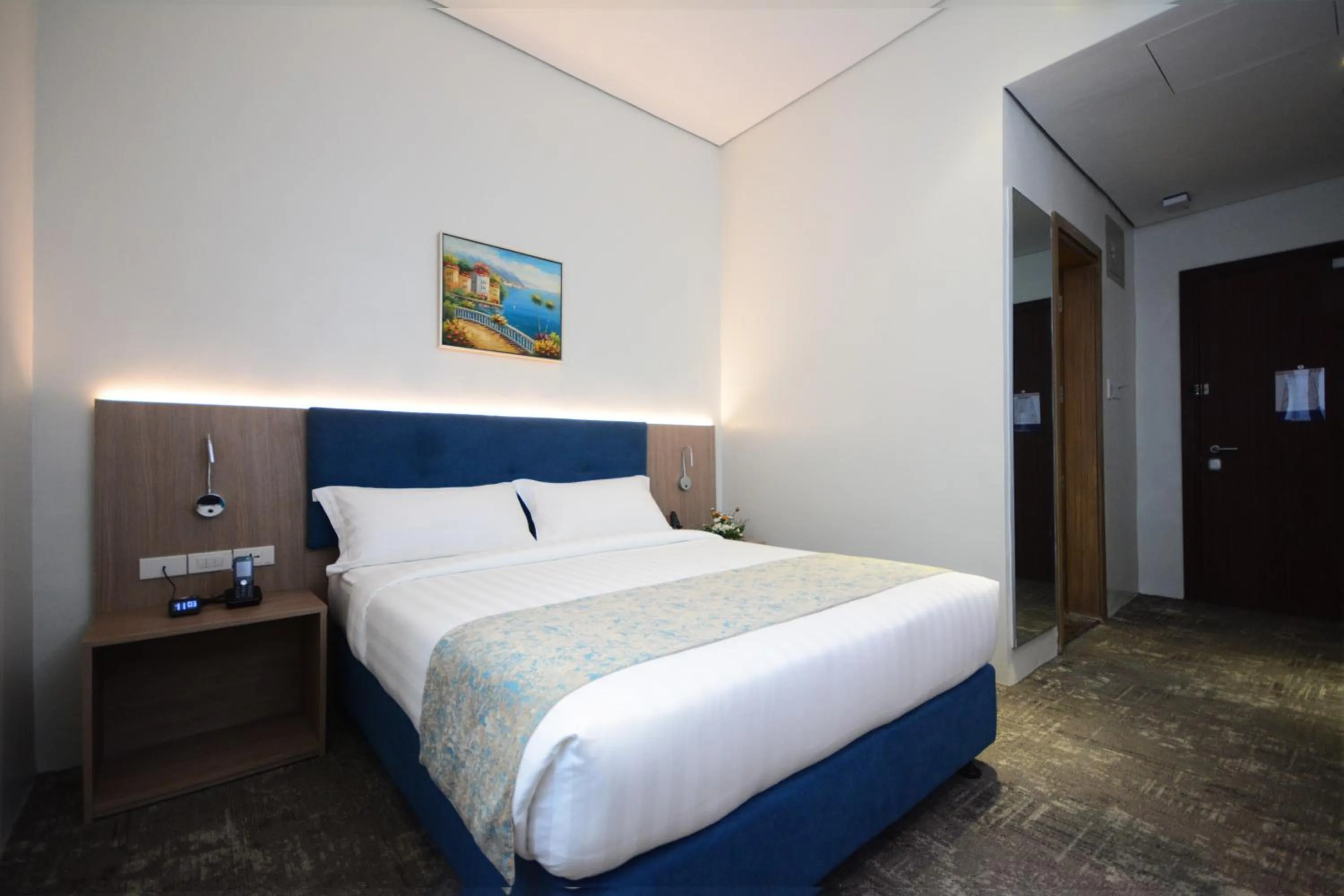 Superior Queen Room in Blue Lotus Hotel