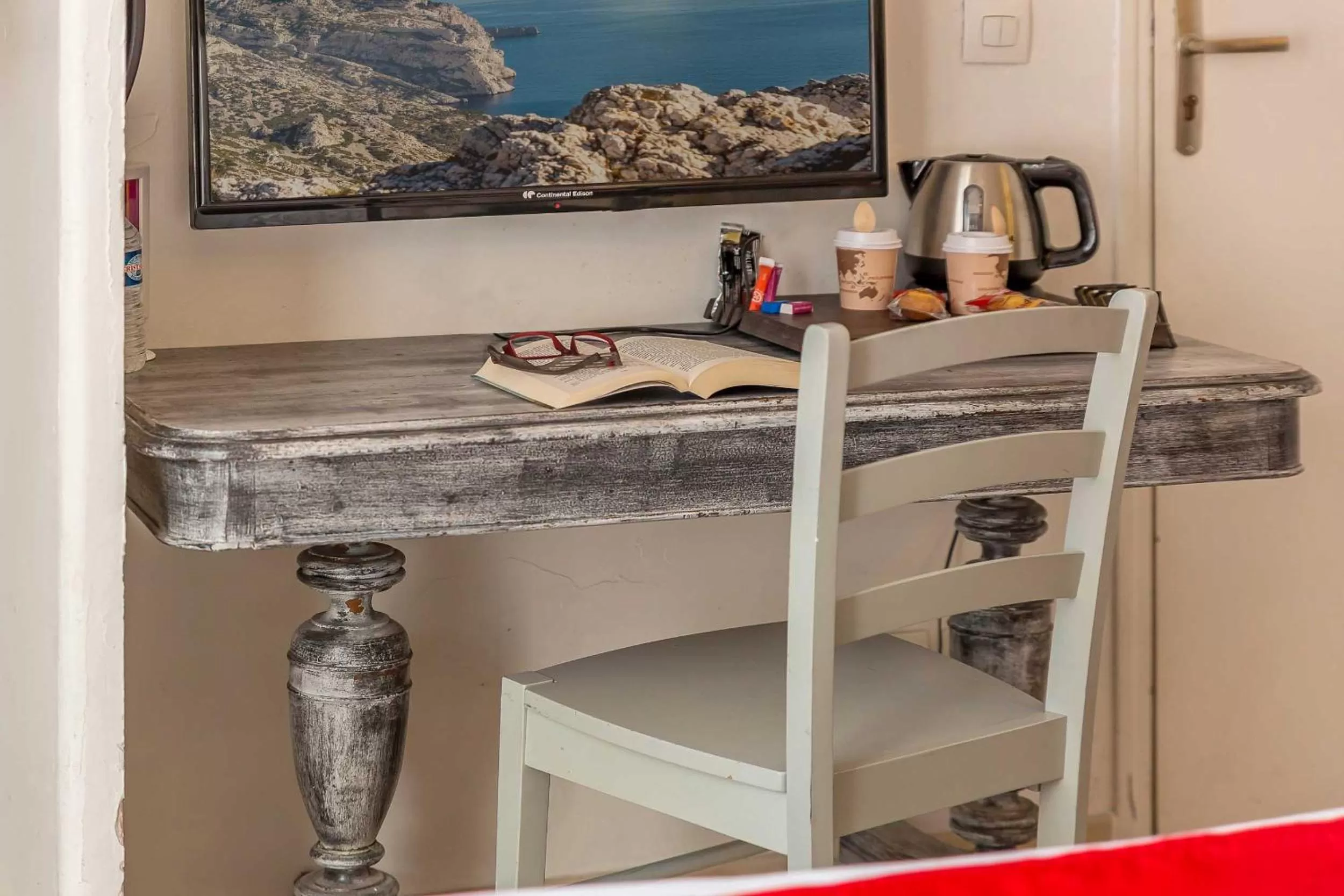 Privilege Double Room in The Originals Boutique, Clair Hôtel, Martigues