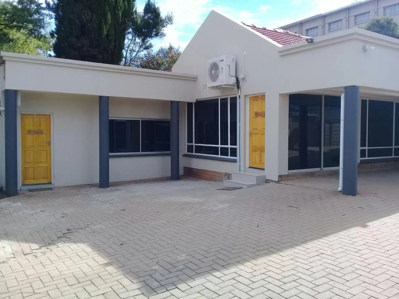 Studio Apartment - single occupancy in Apollo Hotel