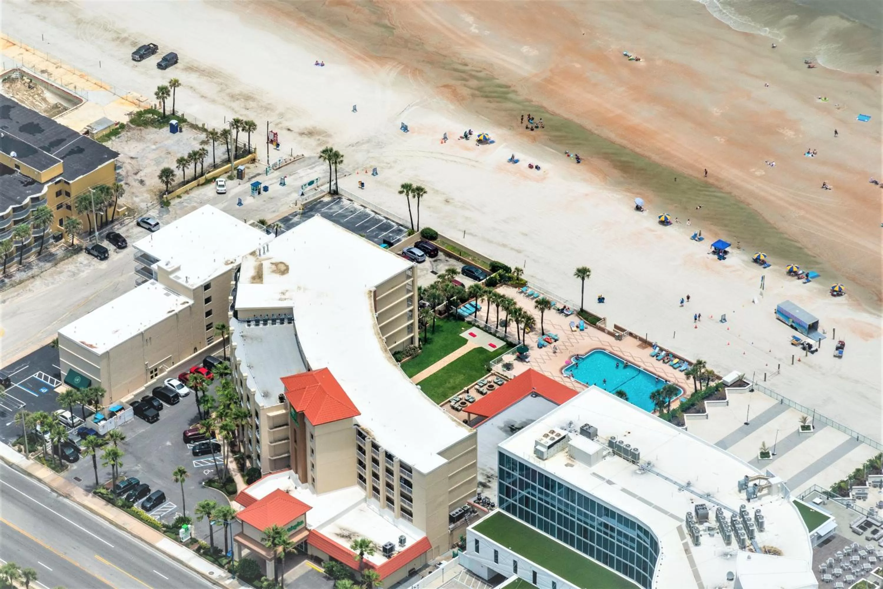 Holiday Inn Hotel & Suites Daytona Beach On The Ocean by IHG