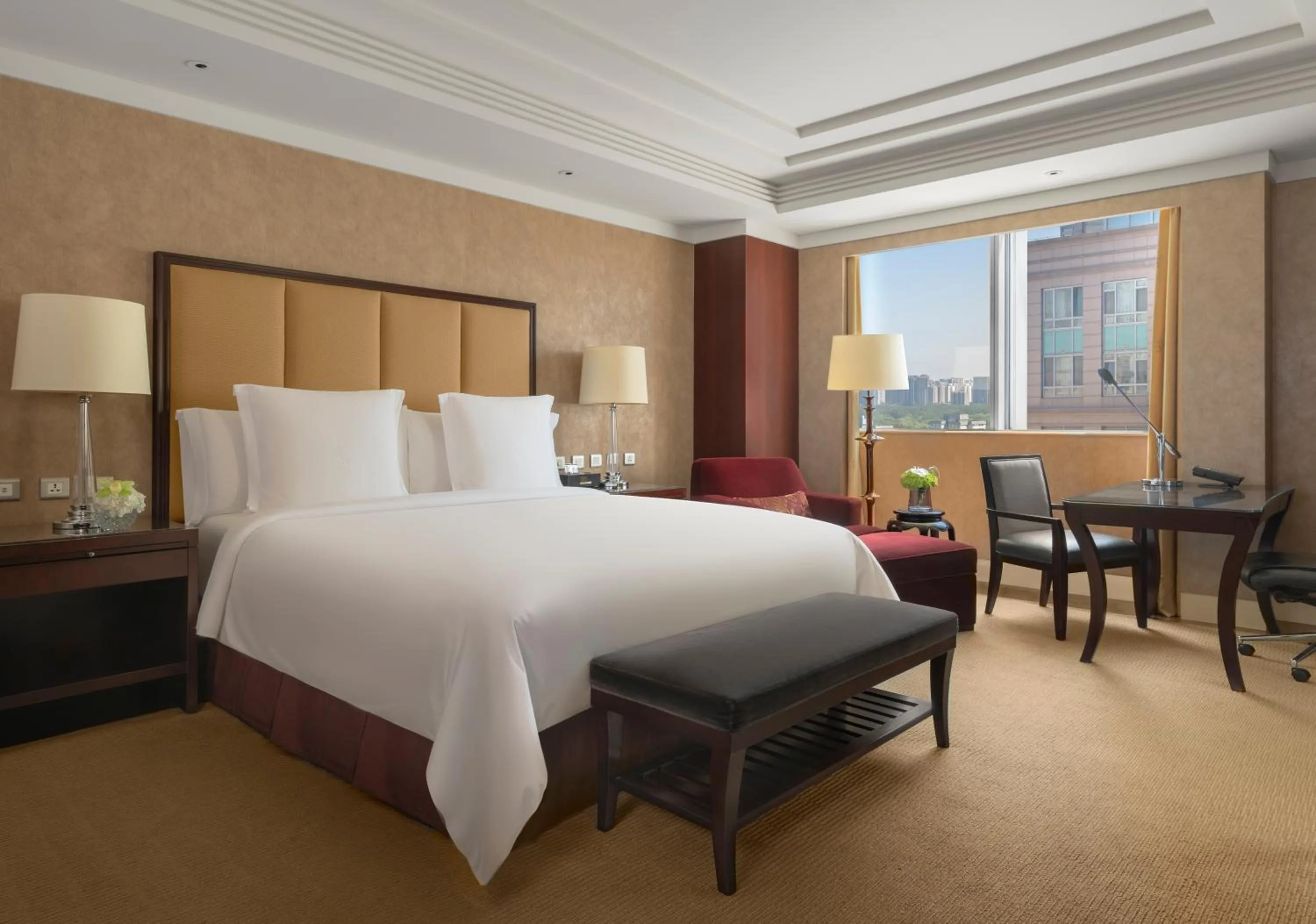 Club King Room with City View in Four Seasons Hotel Beijing