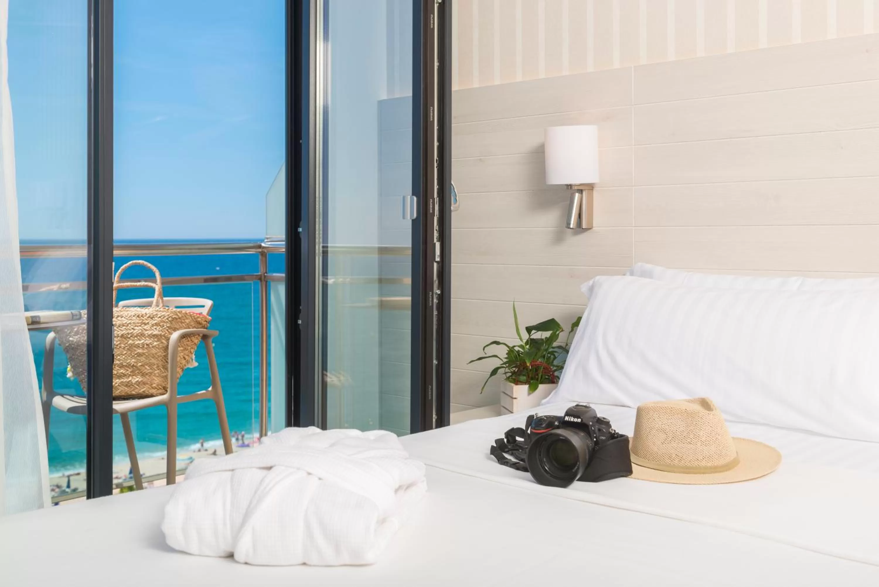 Double Room with Balcony and Sea View in Hotel Marsol