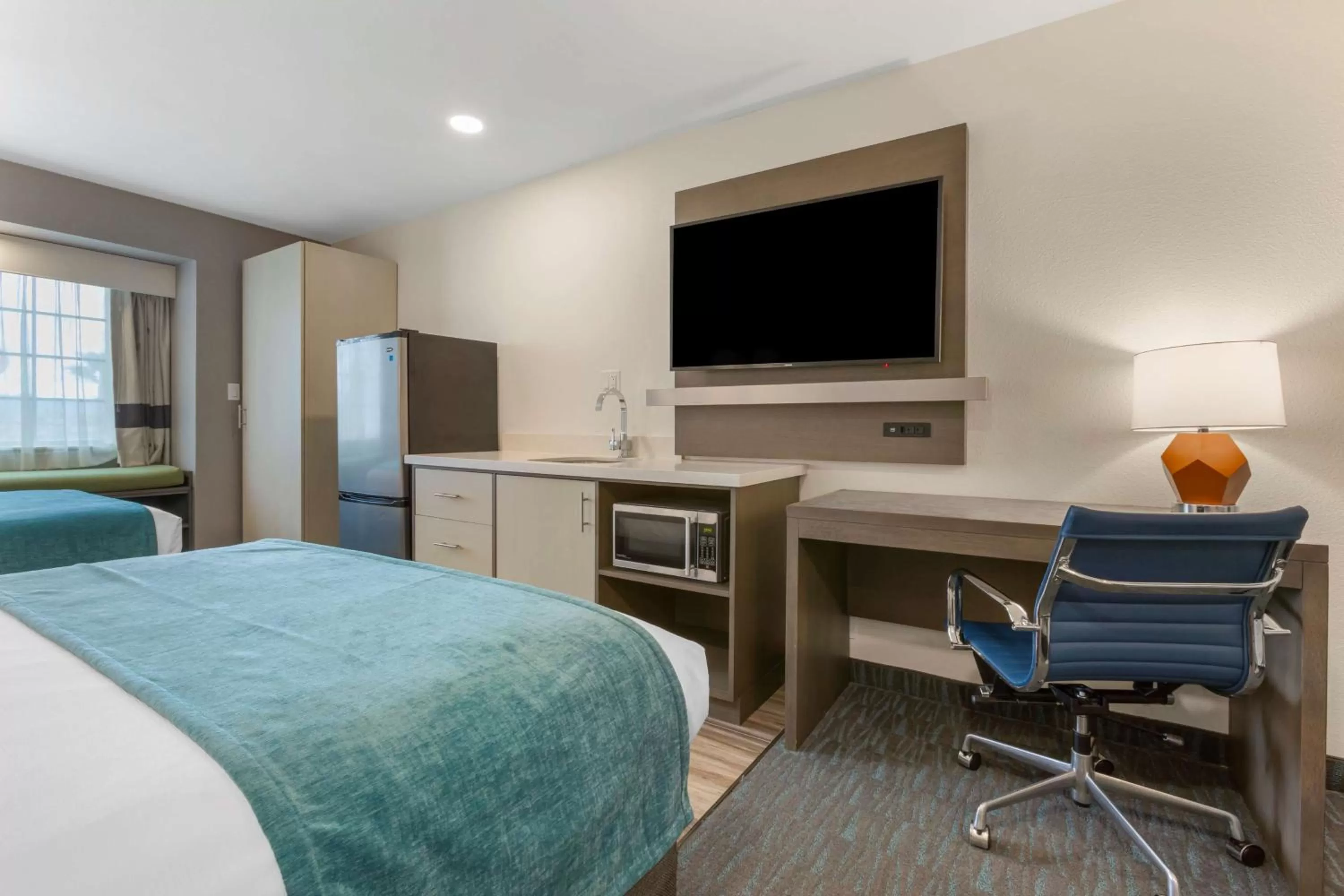 Queen Room with Two Queen Beds - Non-Smoking in Best Western Plus Yuma Foothills Inn & Suites