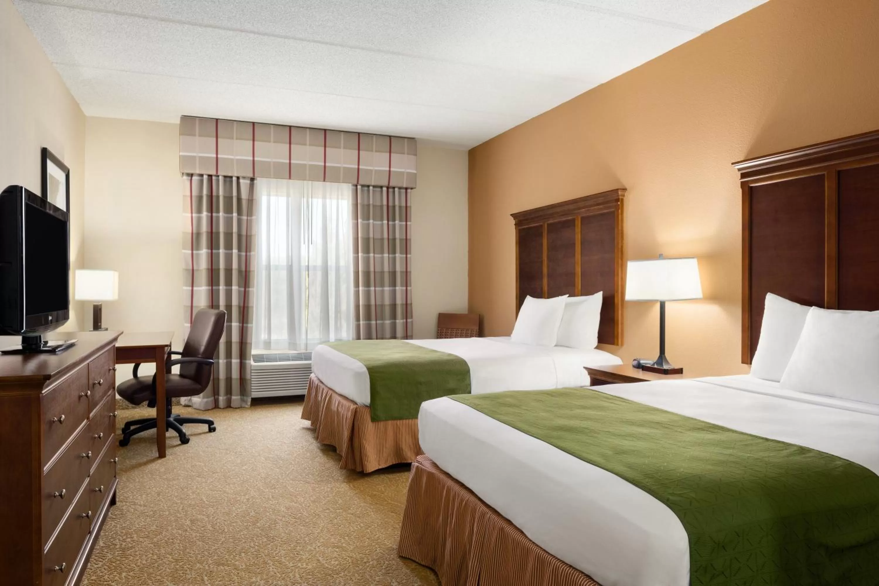 Queen Room with Two Queen Beds - Non-Smoking in Country Inn & Suites by Radisson, Anderson, SC