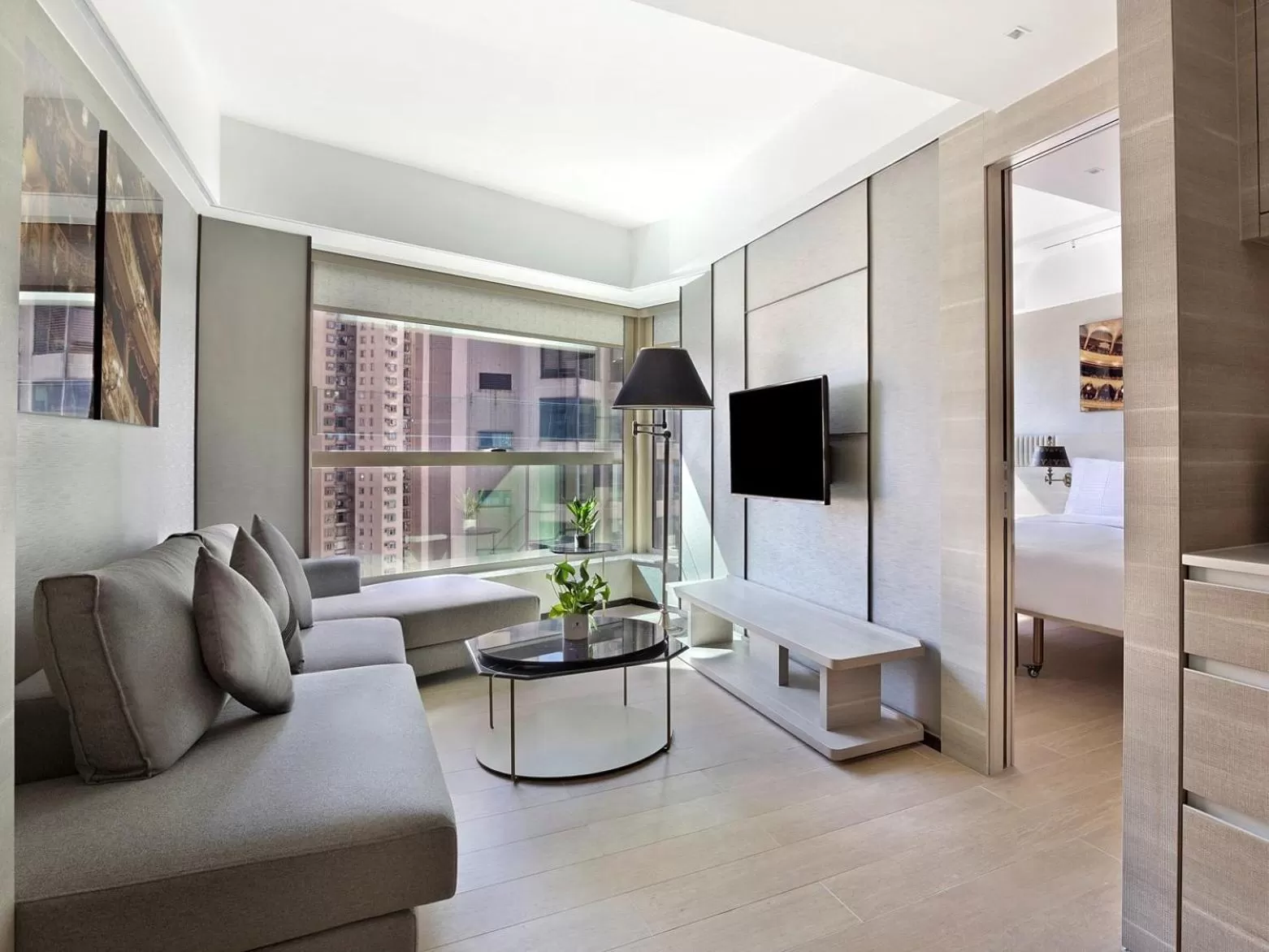 Alex Queen Suite in Hotel Alexandra