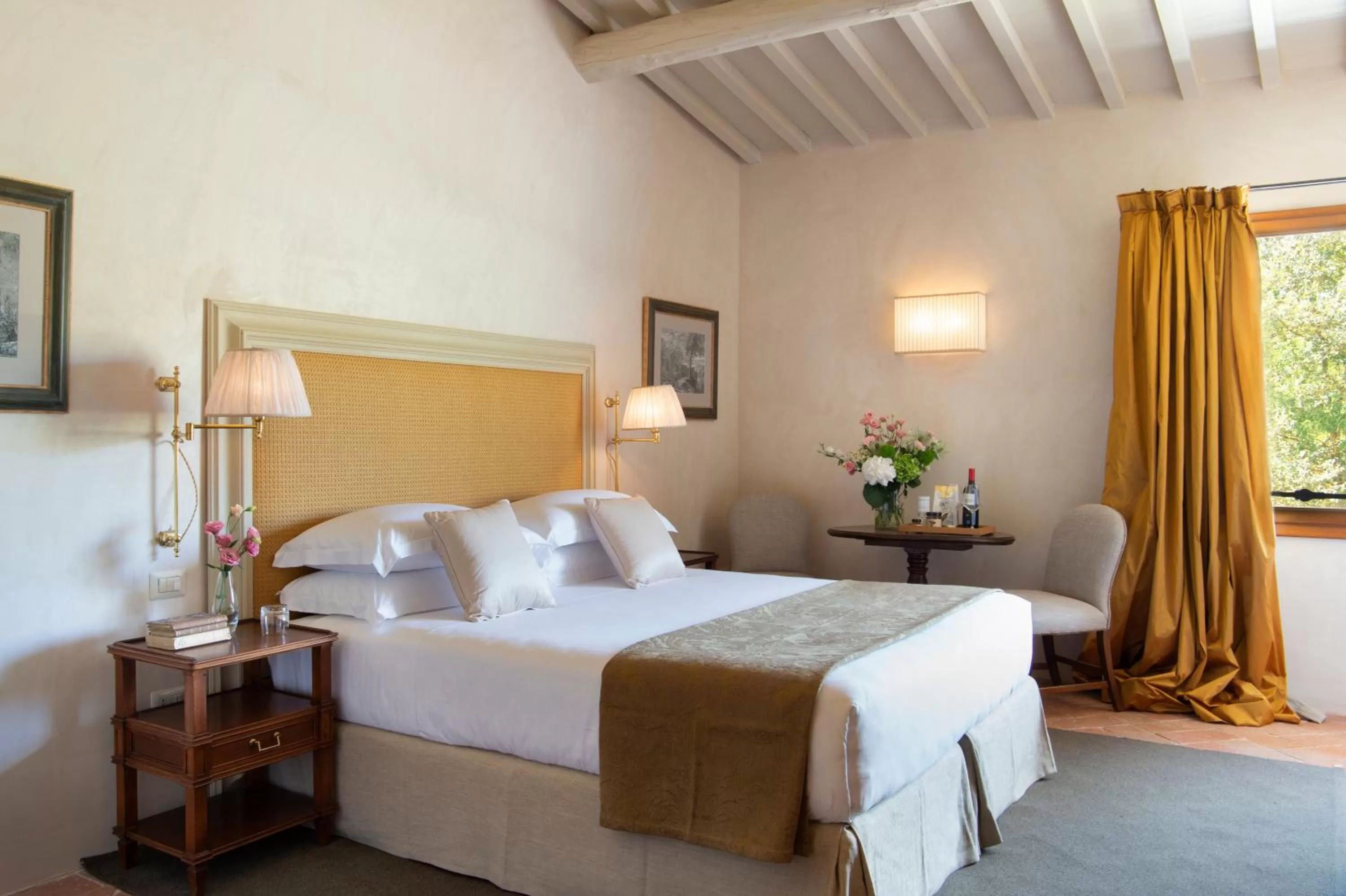 Deluxe Double Room in Viesca Toscana Suites & Villas