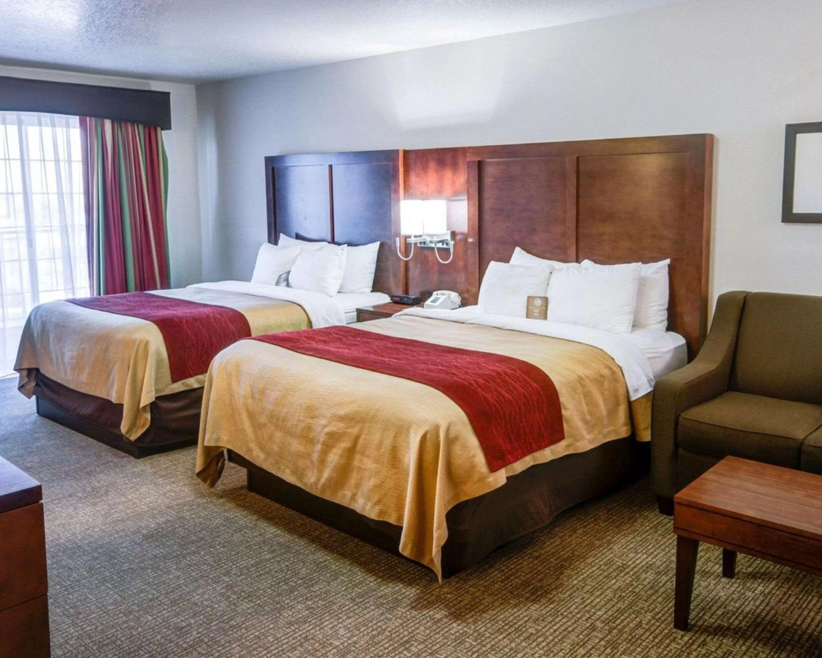 Queen Room with Two Queen Beds and Balcony - Non-Smoking in Comfort Inn Redding Near I-5