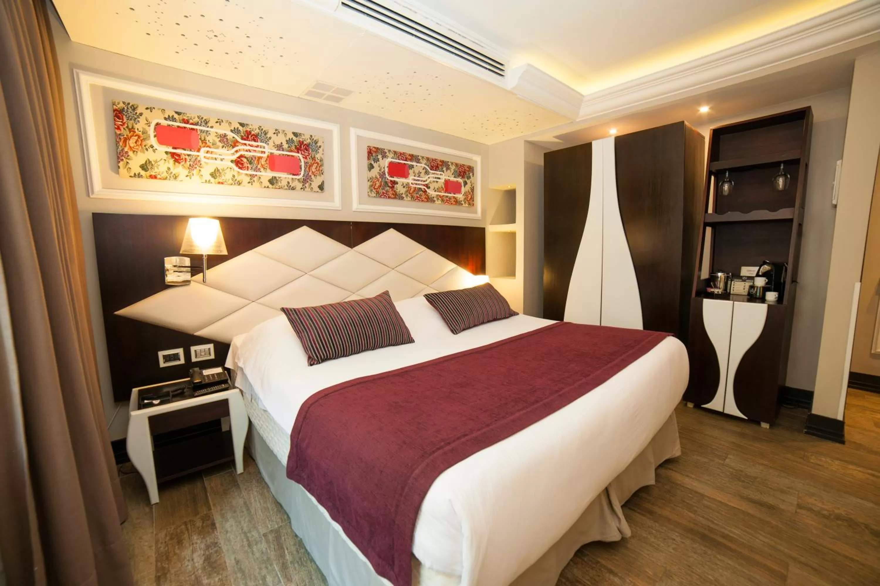 Deluxe Single Room in Hotel Sommelier Boutique