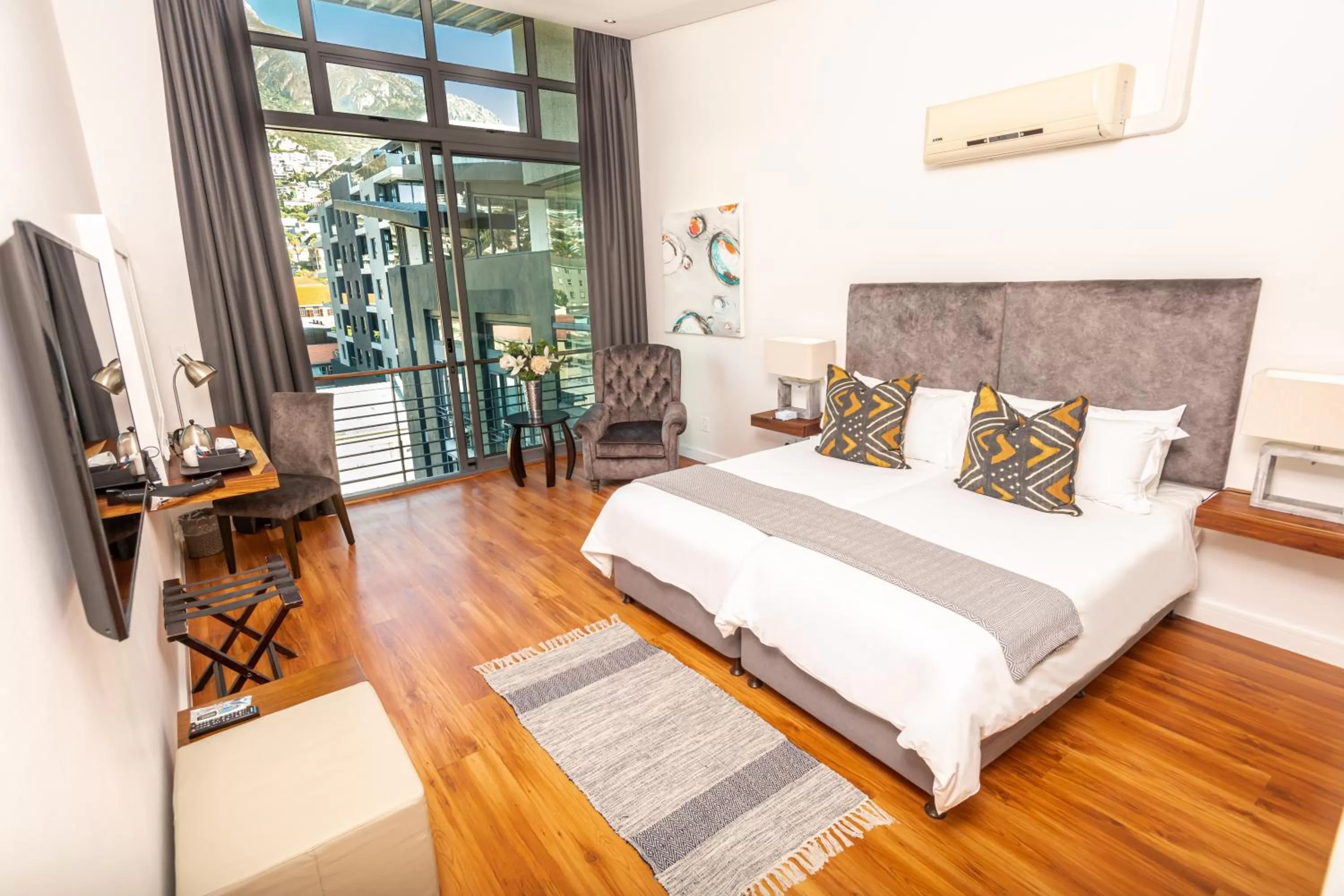Double Room with Mountain View in Newkings Boutique Hotel