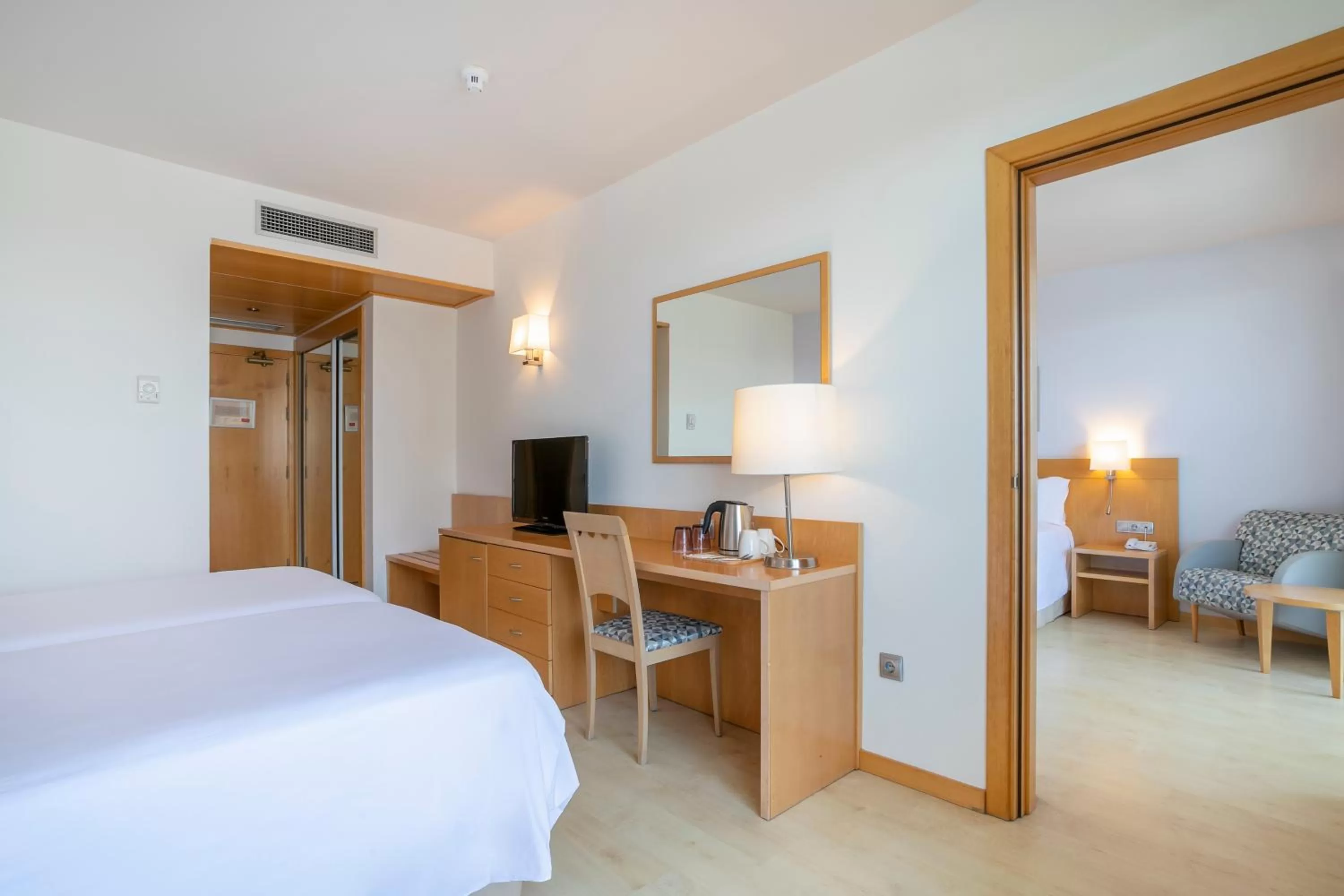 Connecting Room in Sol Port Cambrils Hotel