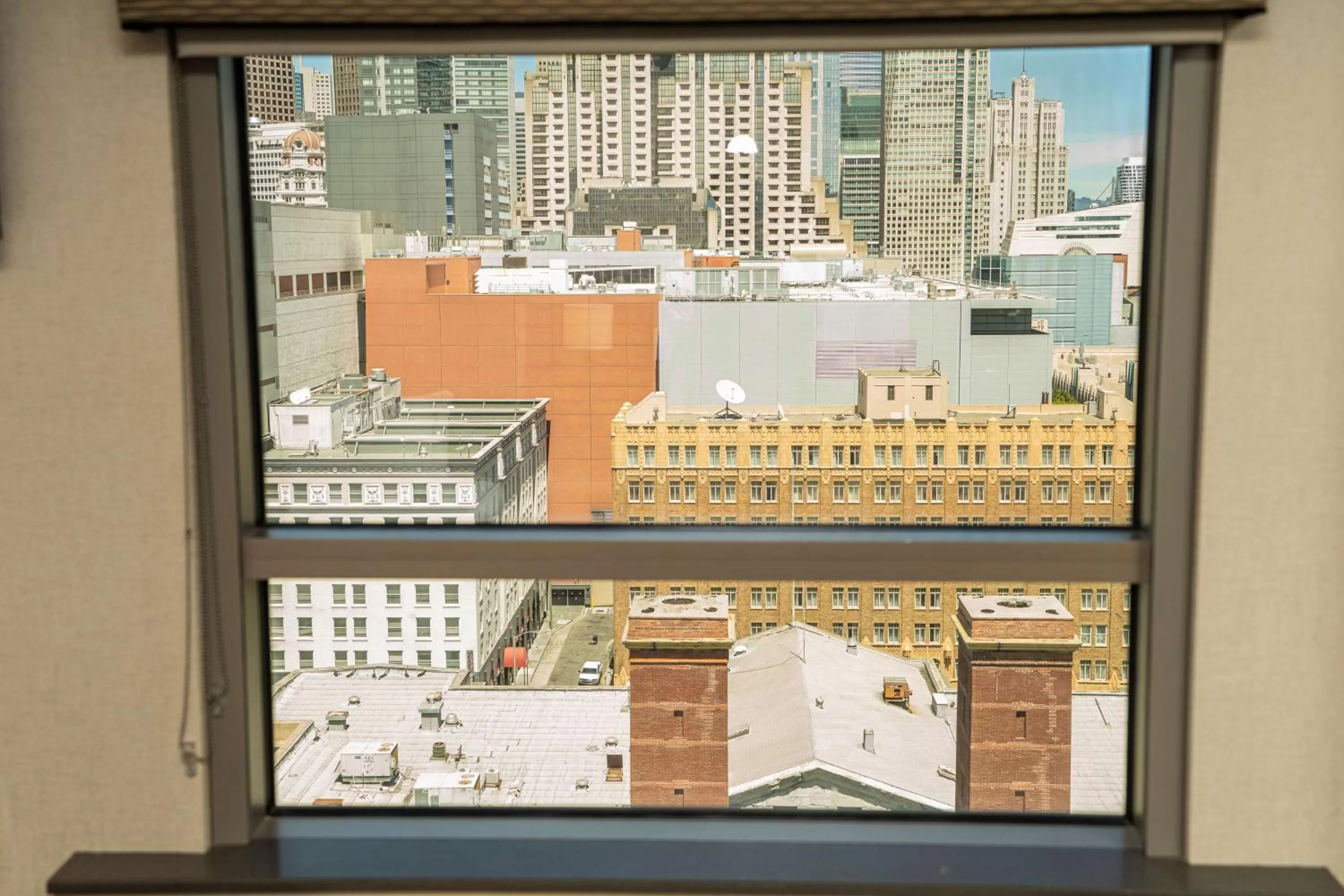 King Room with Sofa Bed - Non-Smoking in Hampton Inn San Francisco Downtown/Convention Center