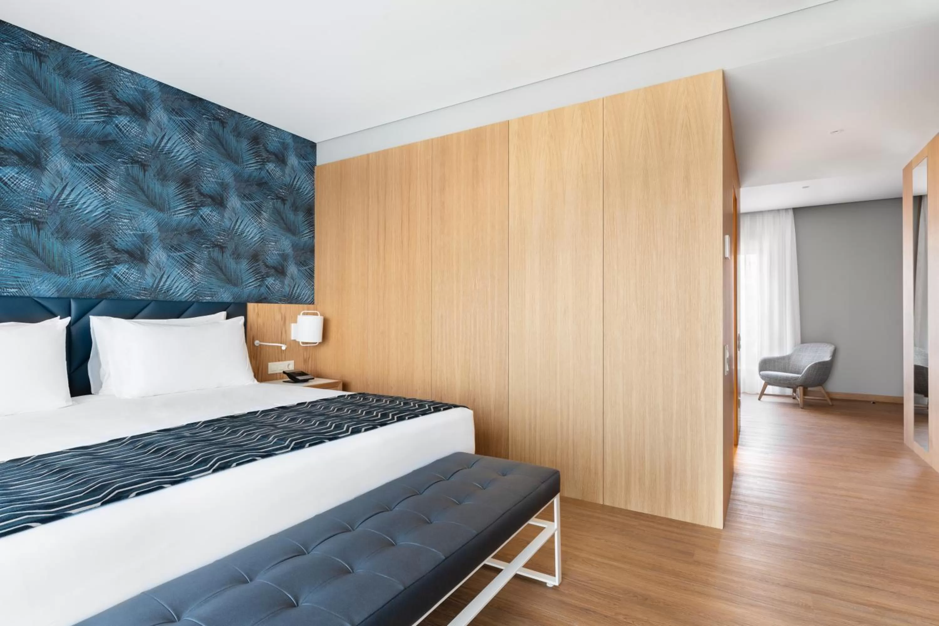 Deluxe Junior Suite in Eurostars Matosinhos