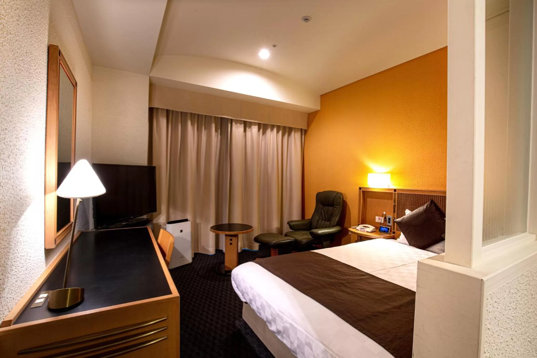 Premium Deluxe Single Room - Smoking in Hotel Nagoya Garden Palace
