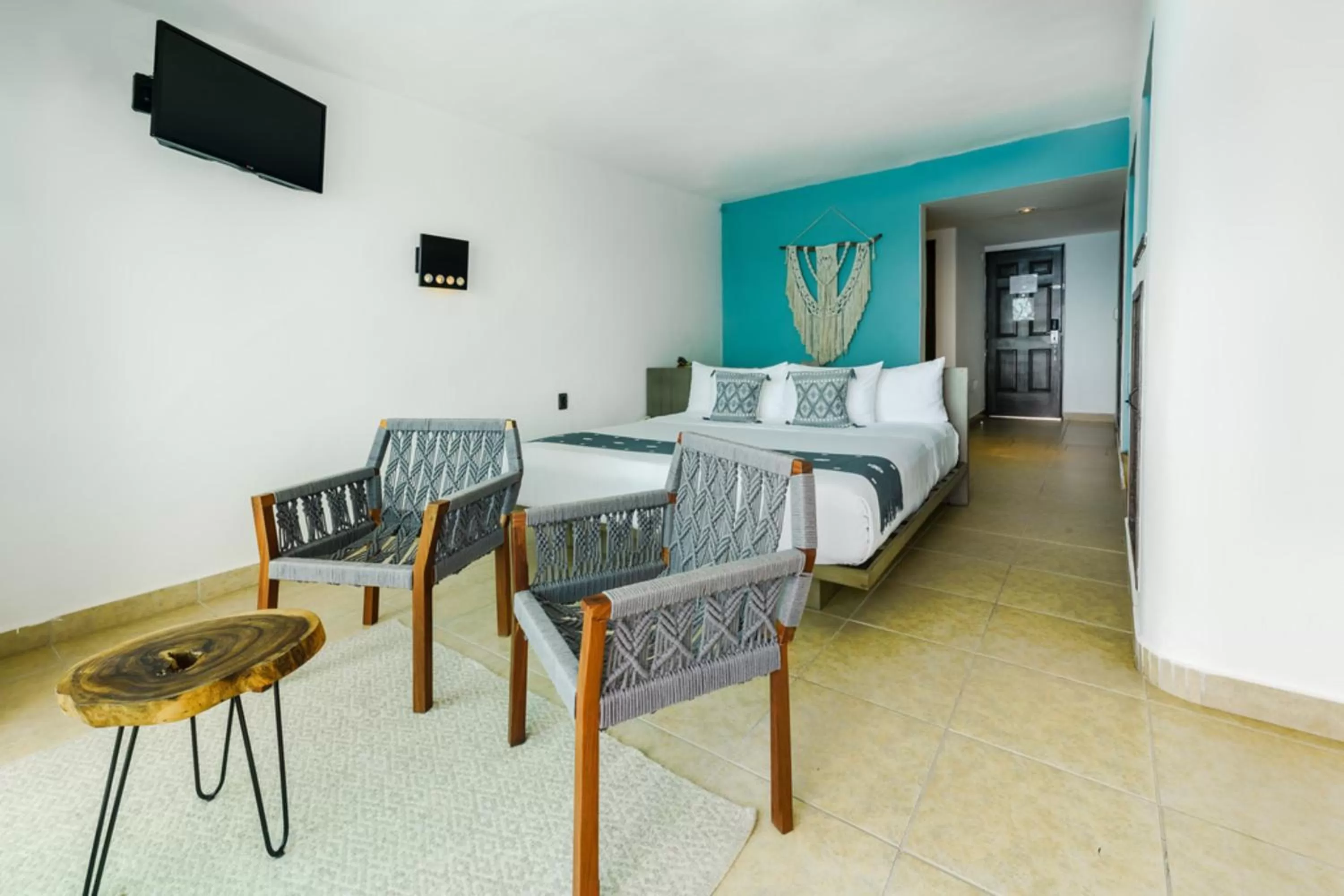 Deluxe King Room with Ocean View in Hotel B Cozumel
