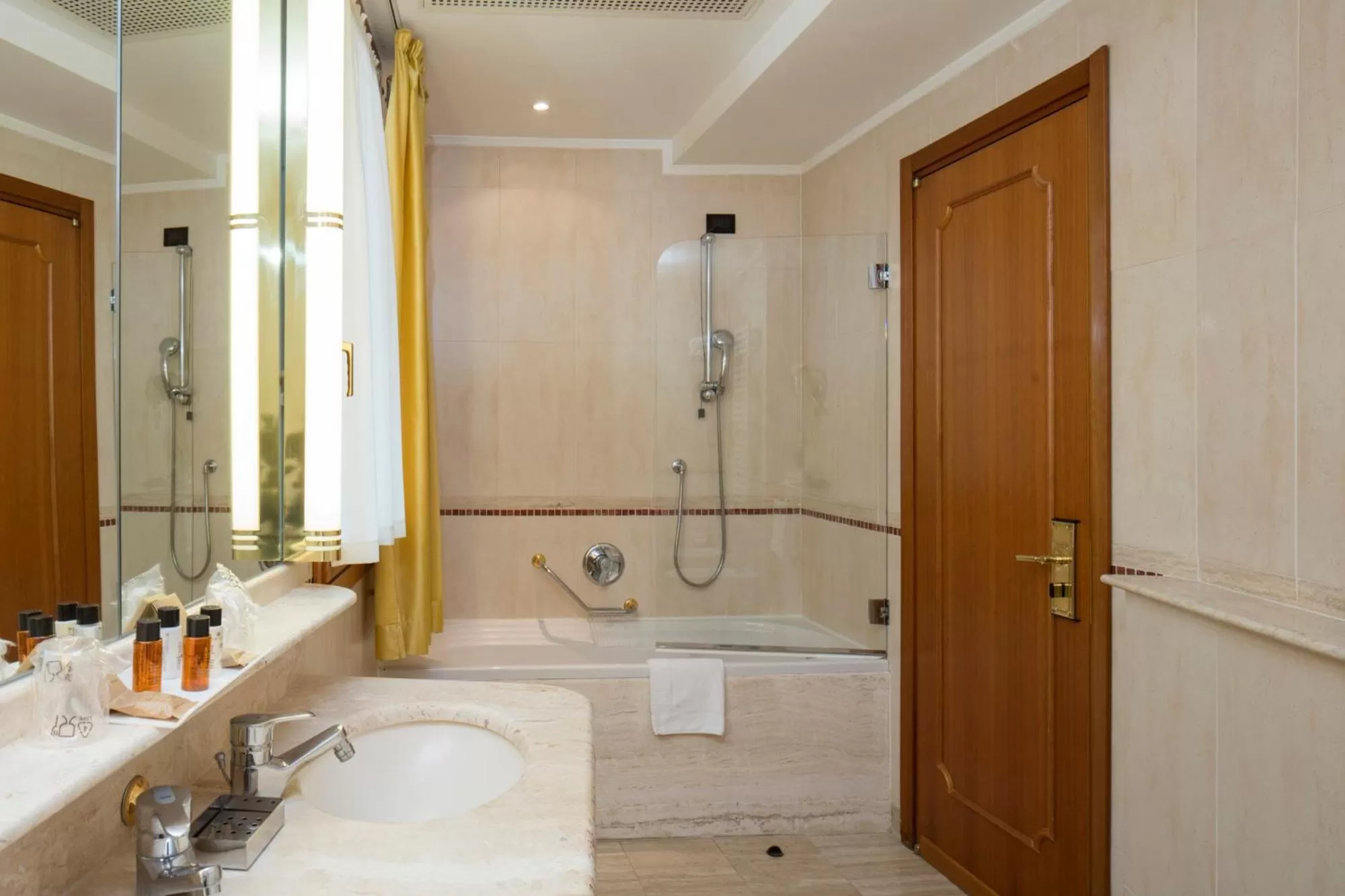 Junior Suite (2 Adults) with Terrace and Pool Access in Hotel Sporting Resort