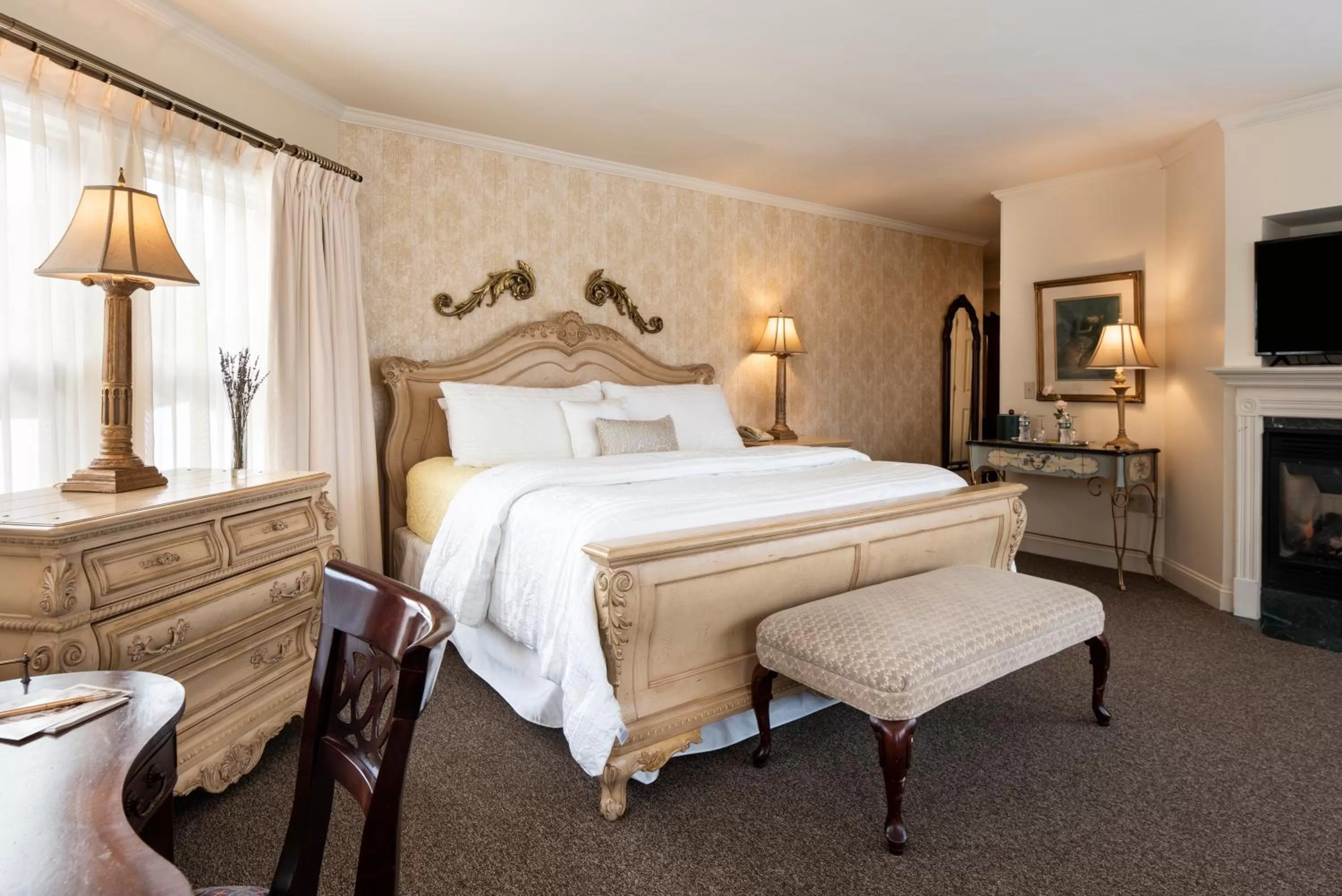 Mt. Washington Suite in The Inn at Thorn Hill