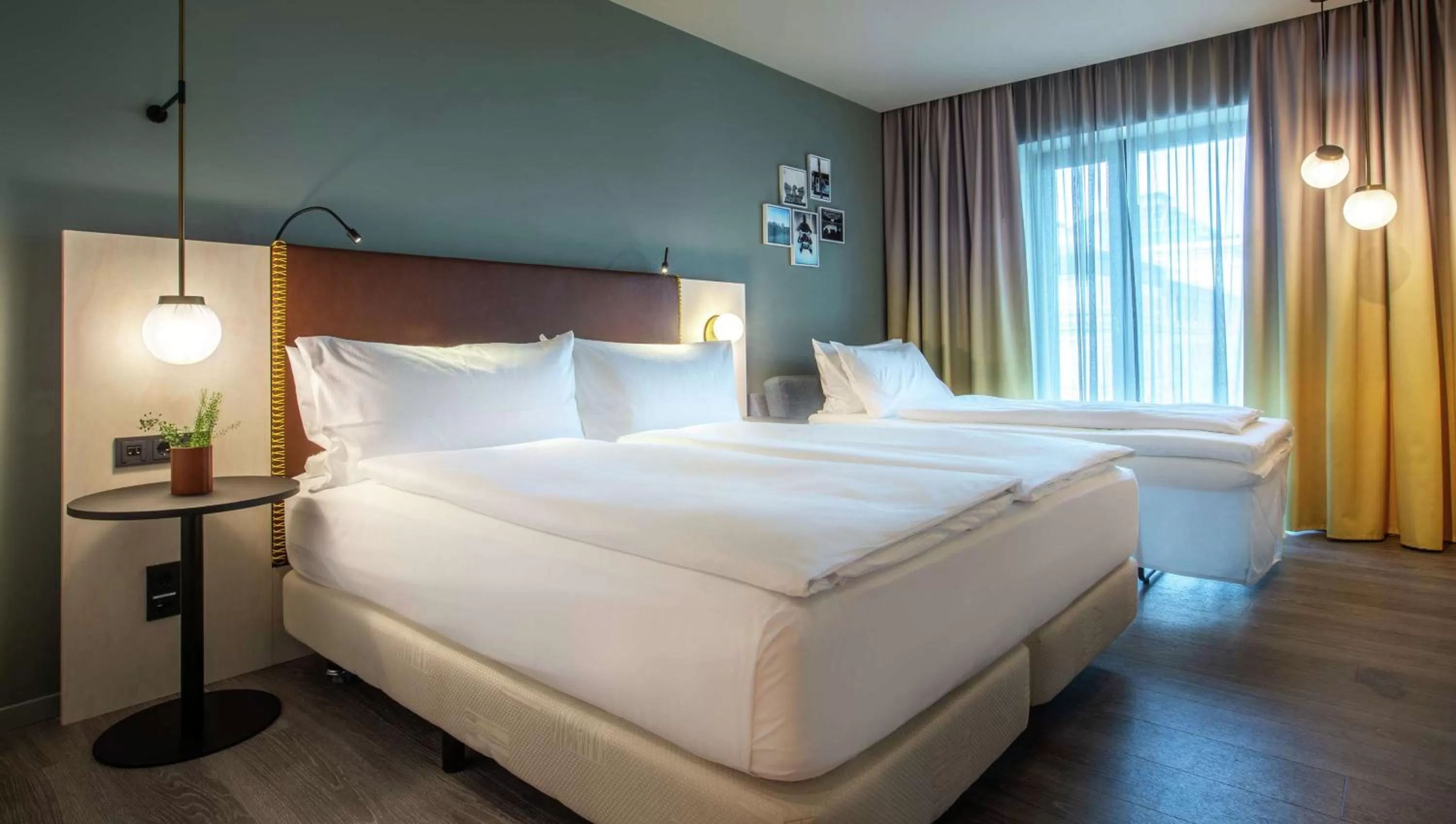 Superior King Room with Sofa Bed in Hilton Garden Inn Mannheim