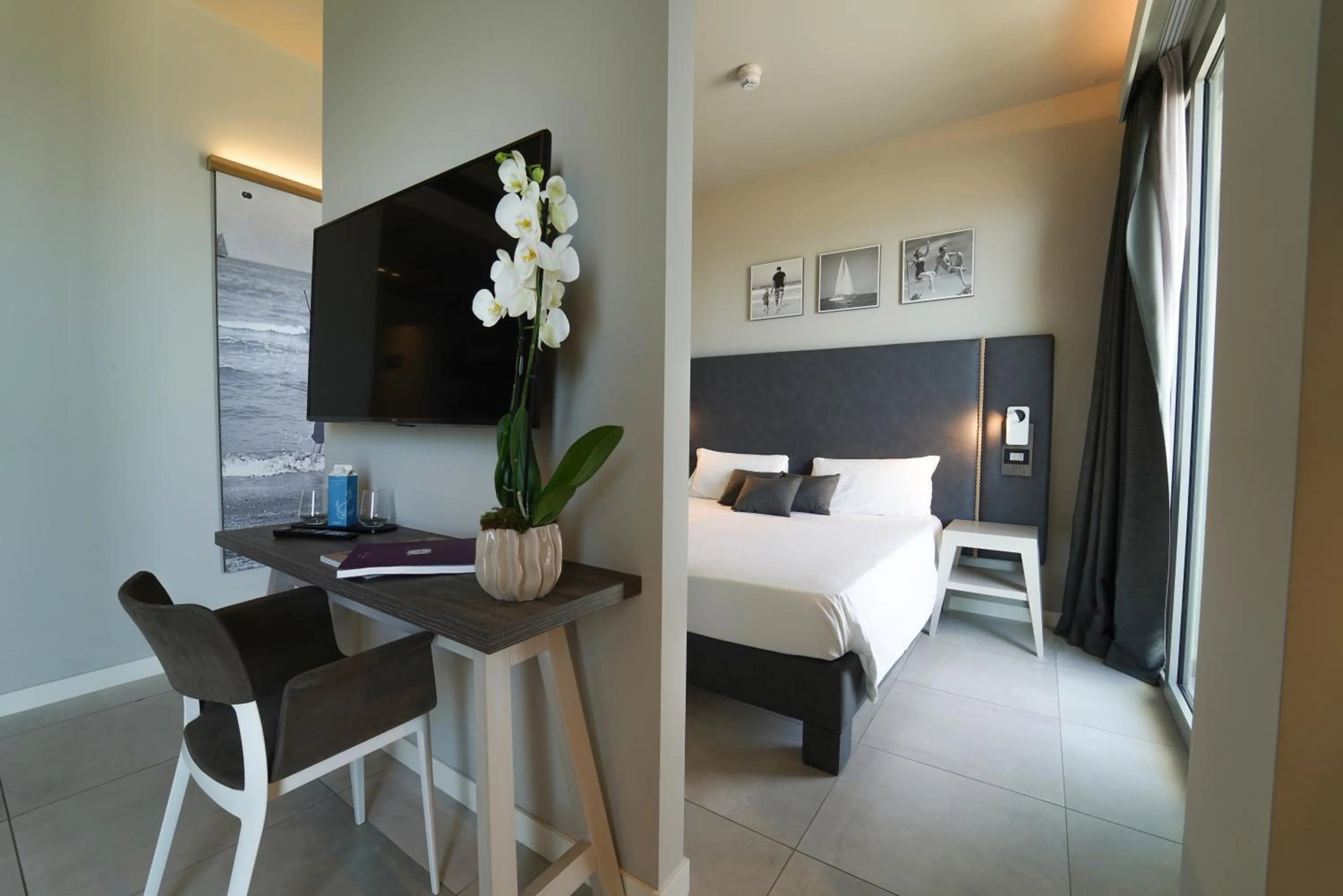 Junior Suite with Sea View in Nautilus Family Hotel