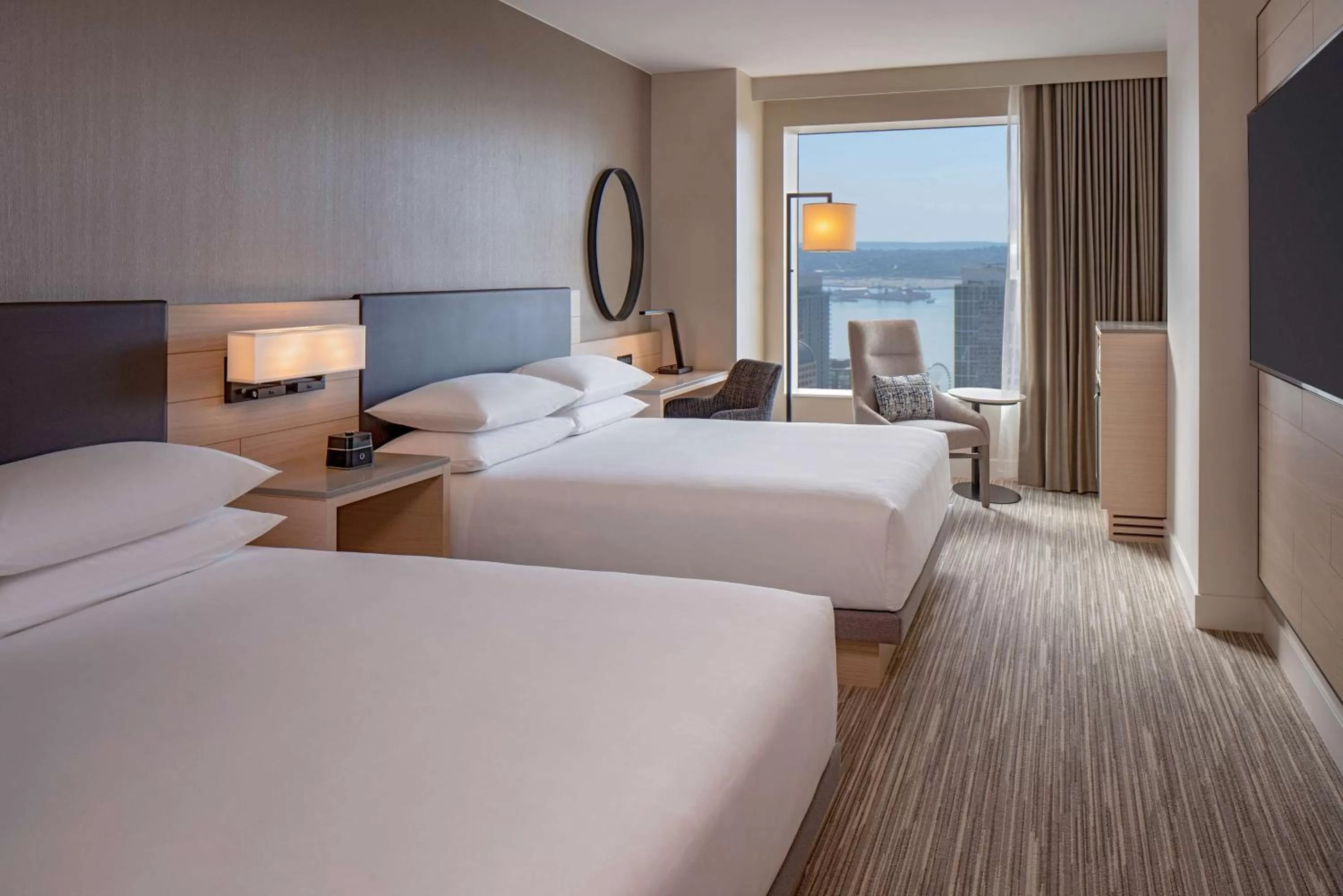 Queen Room with Two Queen Beds and Accessible Tub - Disability Access in Hyatt Regency Seattle