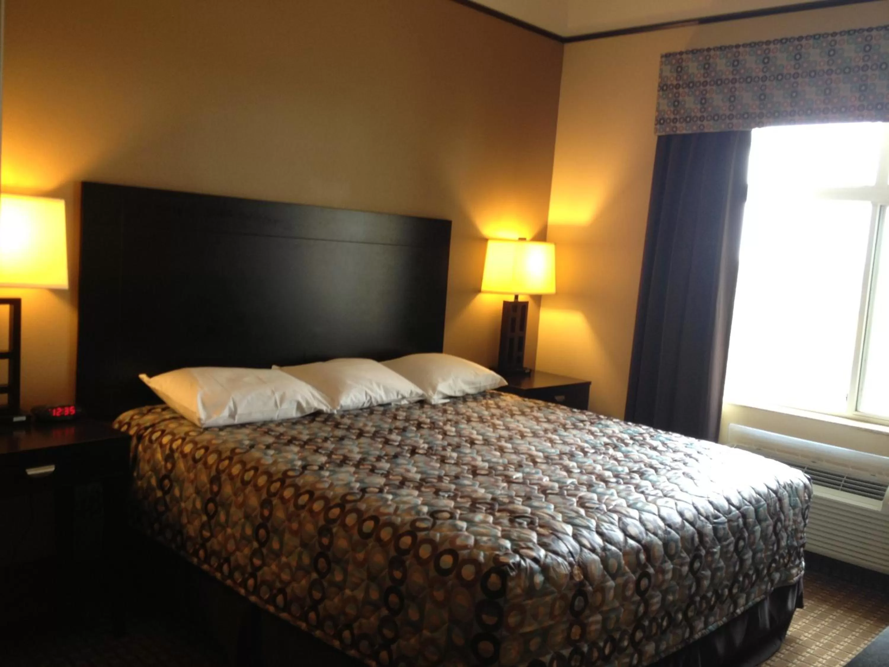 One-Bedroom Suite with One King Bed and One Queen Bed - Non-Smoking in Super 8 by Wyndham Odessa TX